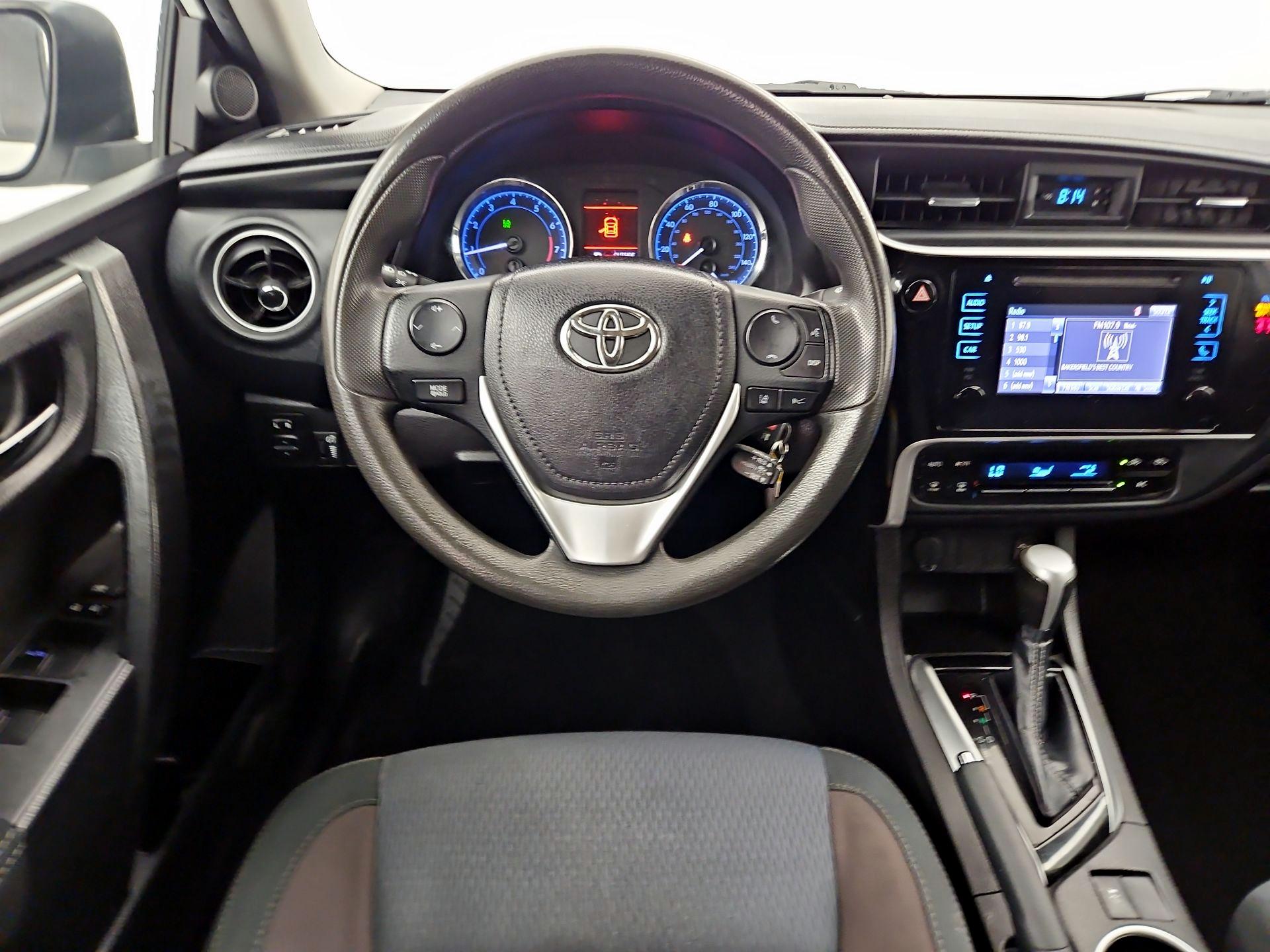 Thumbnail: 2019 Toyota Corolla - 10