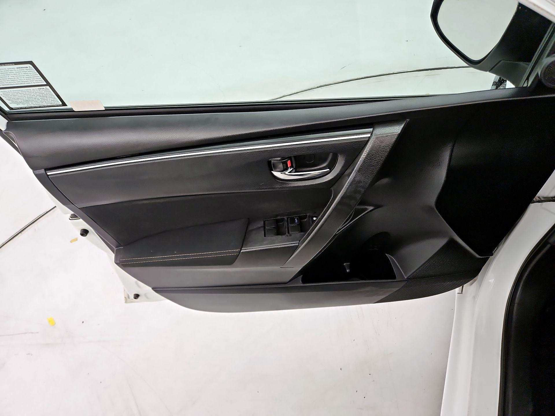 Thumbnail: 2019 Toyota Corolla - 12