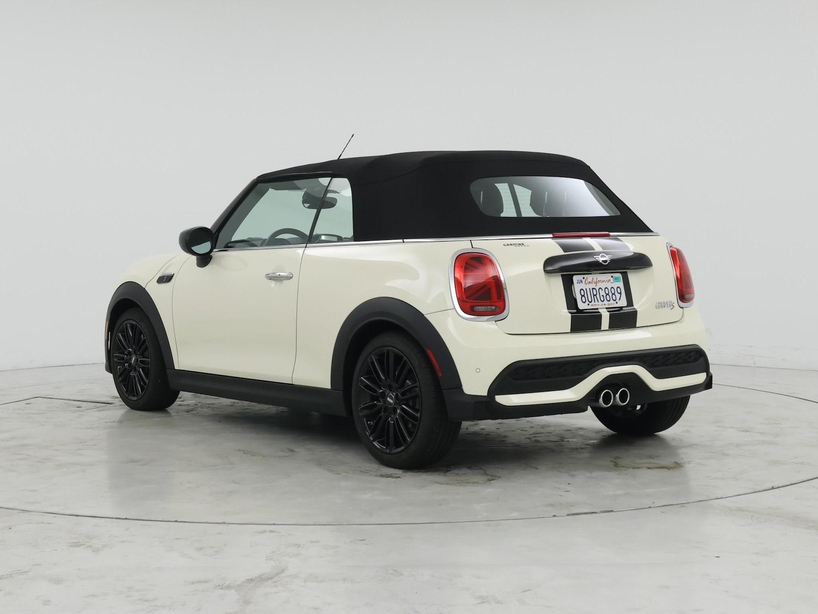 2022 MINI Convertible S - Photo 3