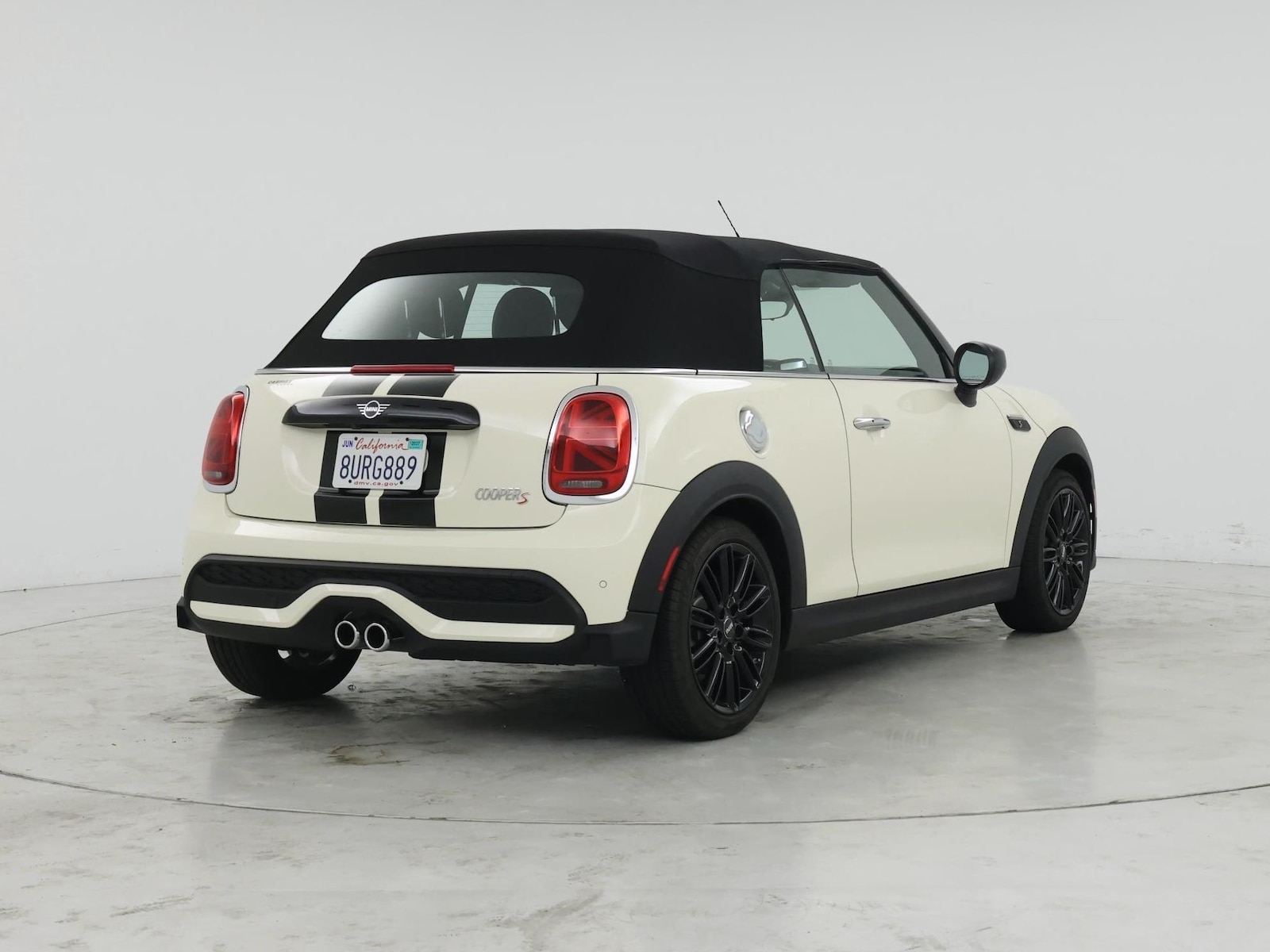 2022 MINI Convertible S - Photo 9