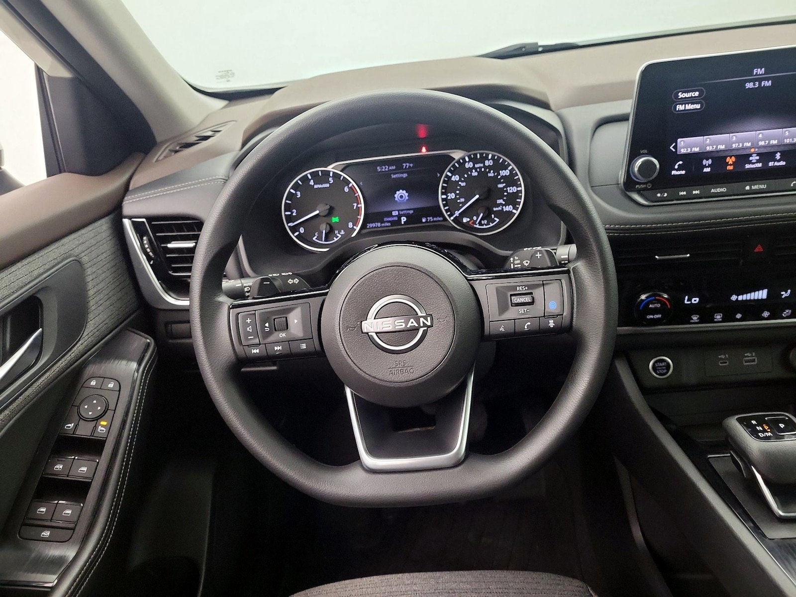 2022 Nissan Rogue SV - Photo 11