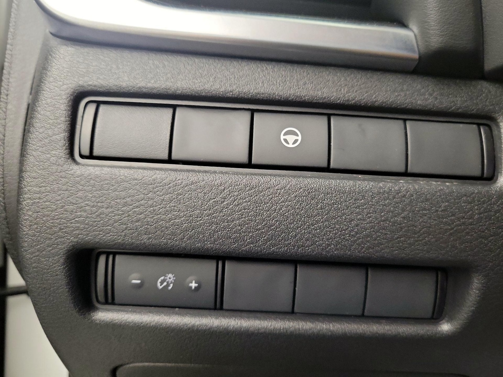 2022 Nissan Rogue SV - Photo 14