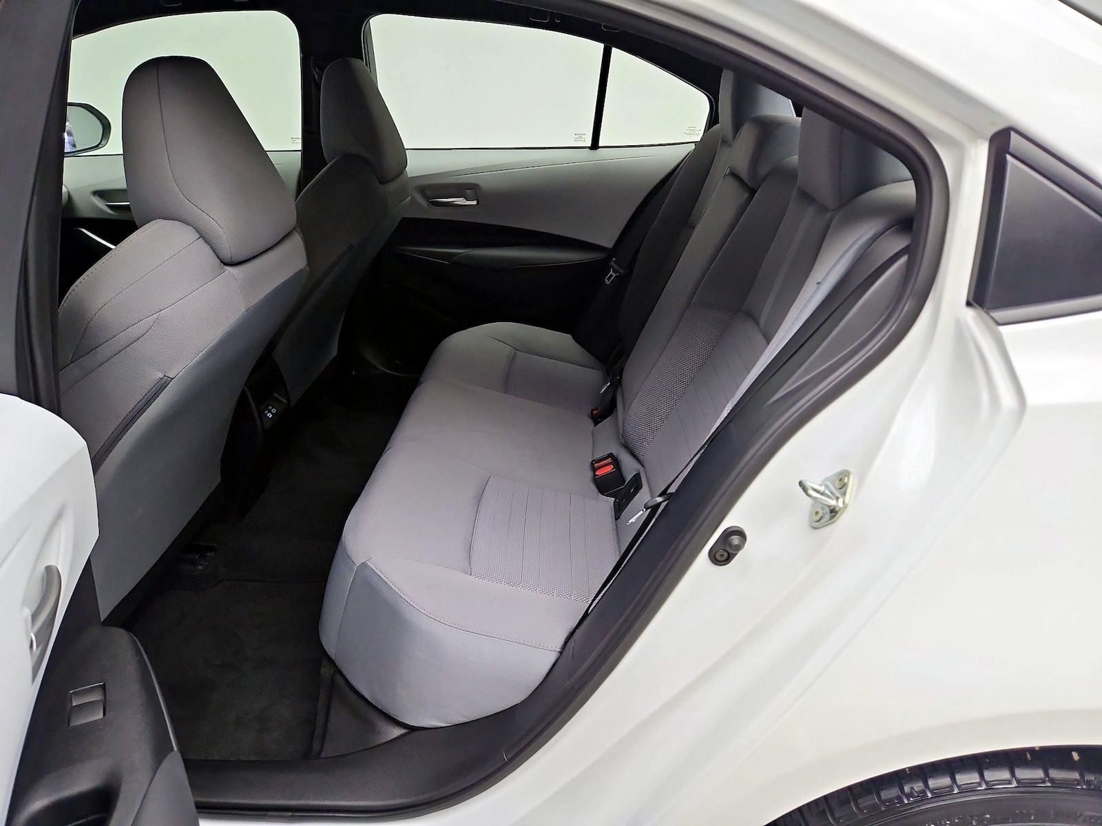 2025 Toyota Corolla SE - Photo 20