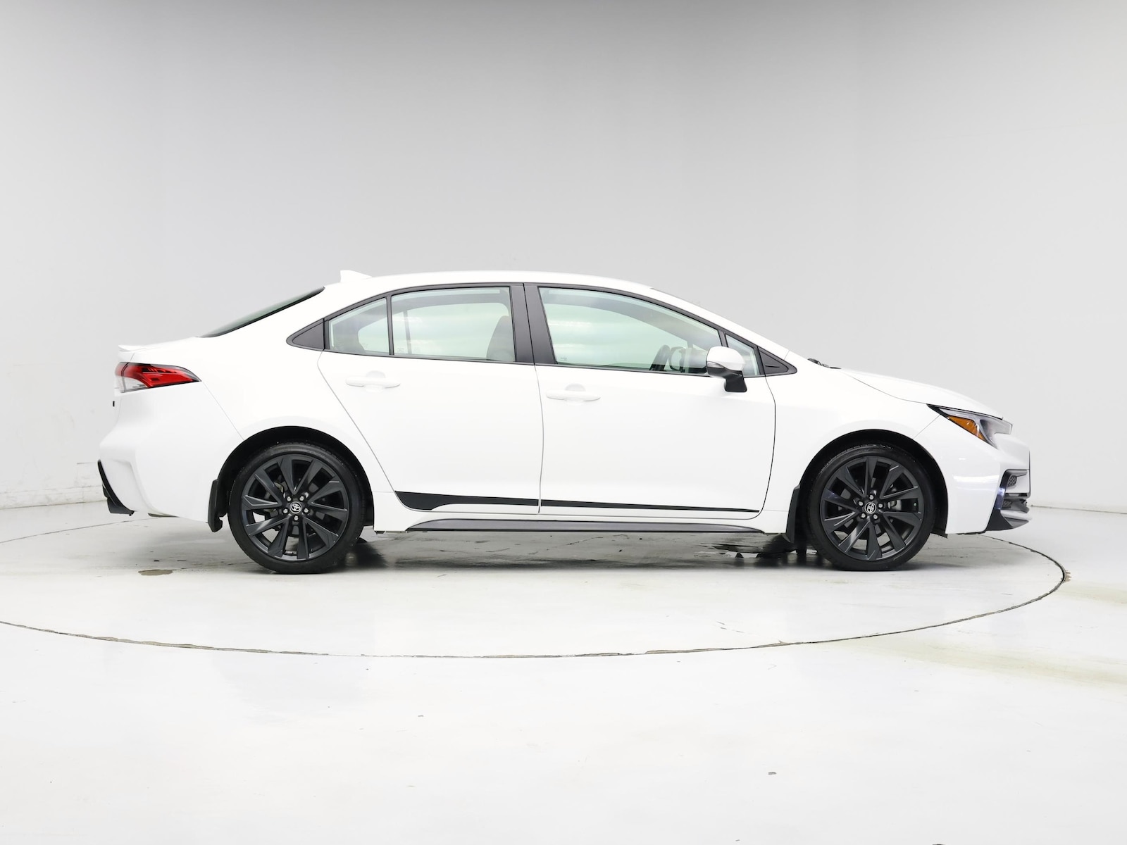 2025 Toyota Corolla SE - Photo 8