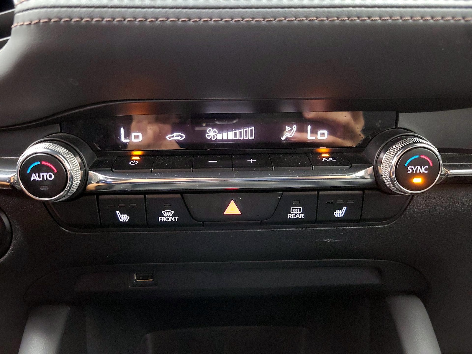 2019 Mazda Mazda3 Premium - Photo 17