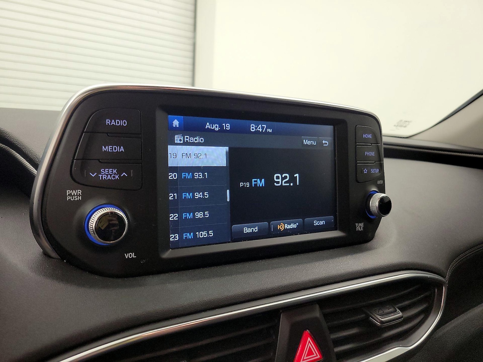 2020 Hyundai Santa Fe SEL - Photo 16