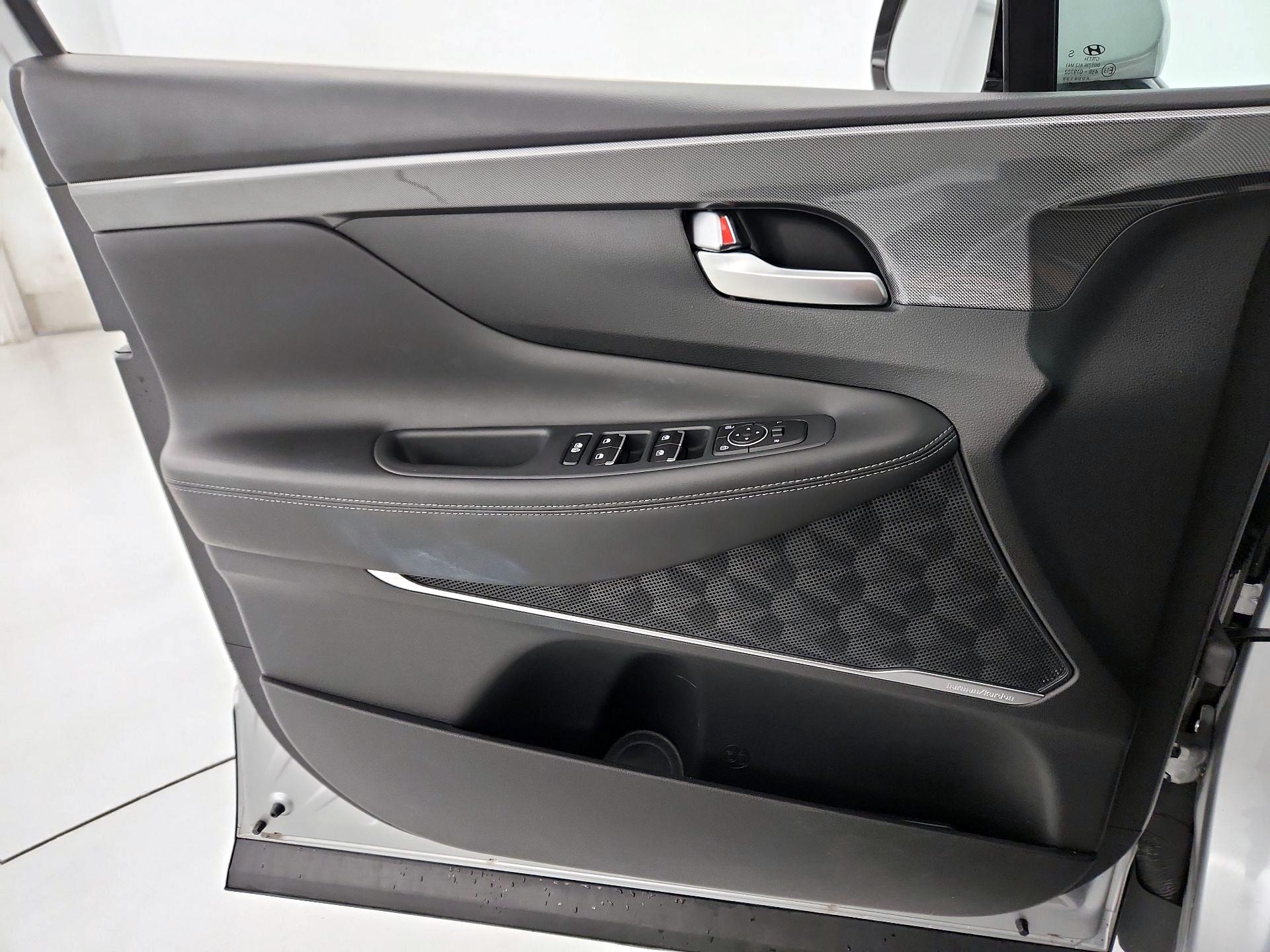 Thumbnail: 2023 Hyundai Santa Fe - 12