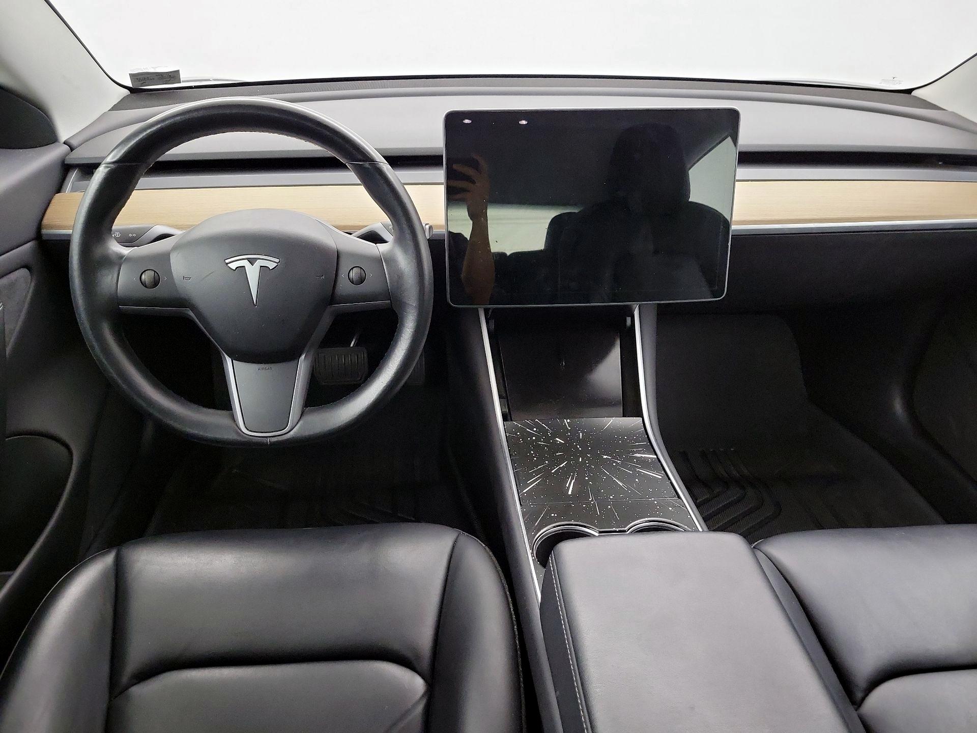 Thumbnail: 2019 Tesla Model 3 - 9