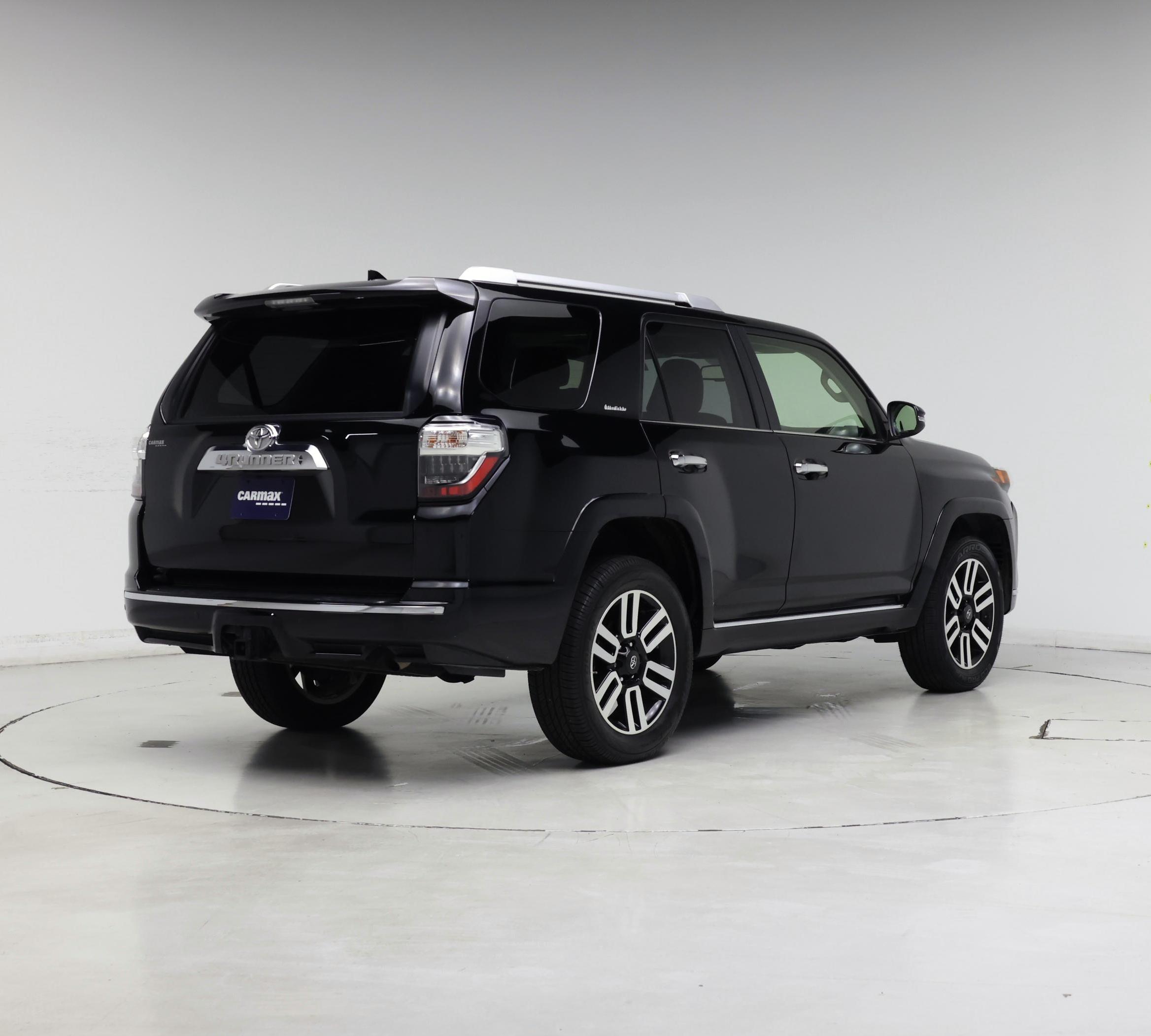 Thumbnail: 2018 Toyota 4Runner - 8