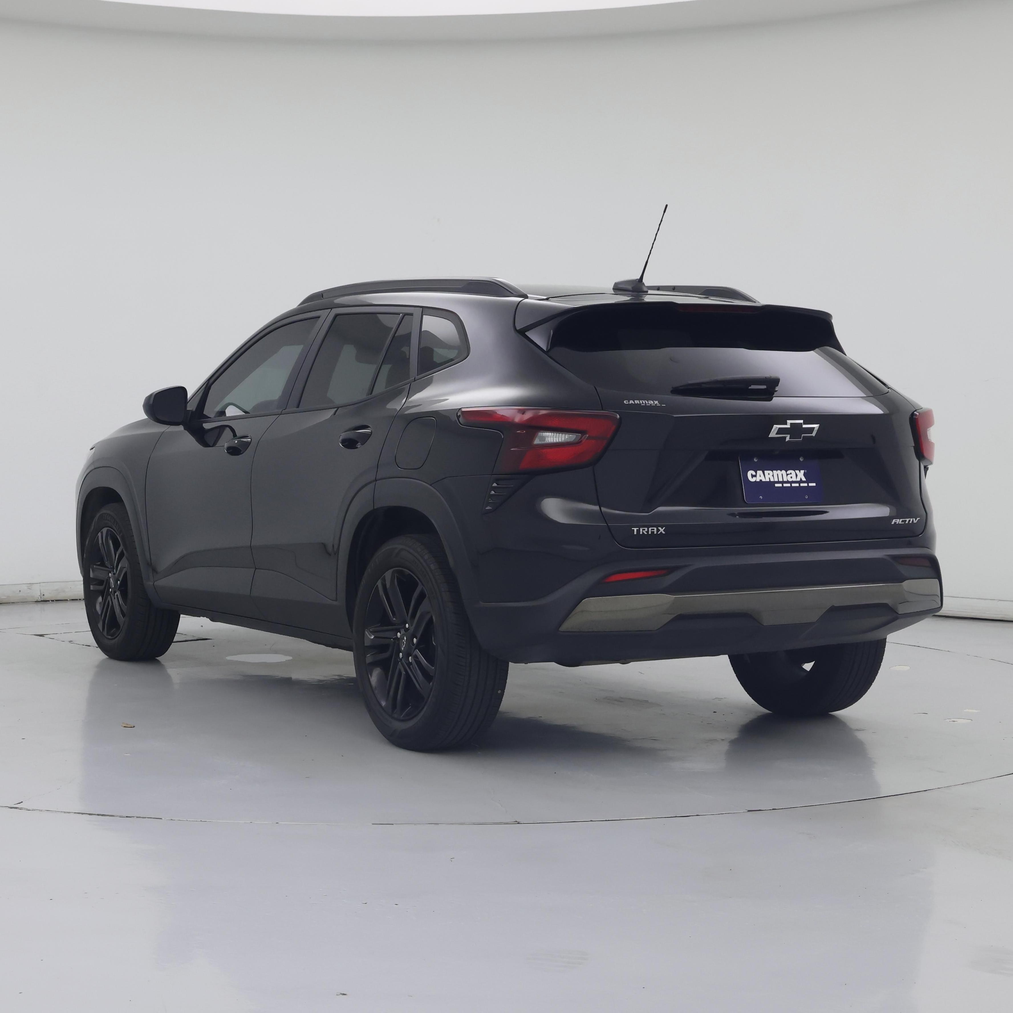 Thumbnail: 2025 Chevrolet Trax - 2