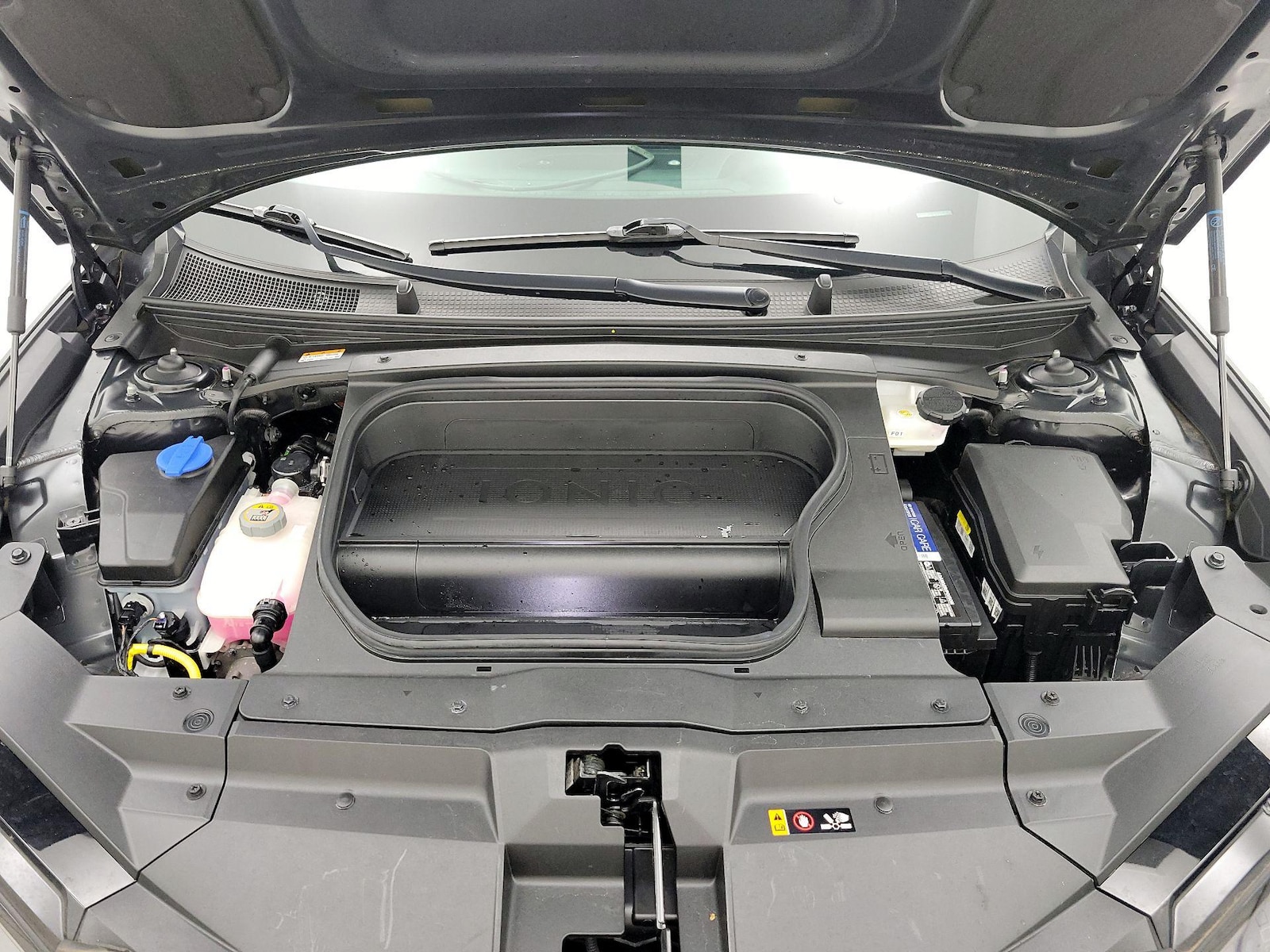 2023 Hyundai IONIQ 6 SE - Photo 23
