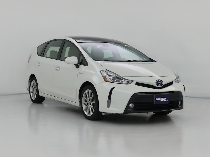 2017 Toyota Prius v Five -
                  Sterling, VA