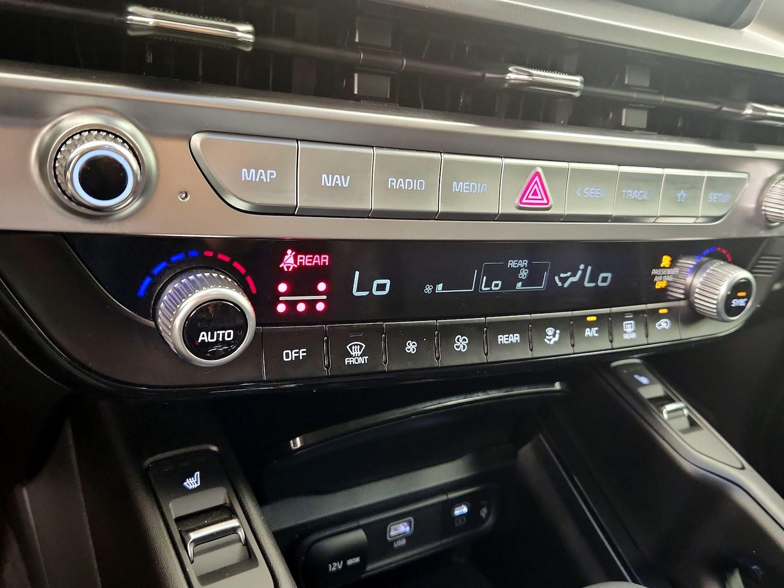 2025 Kia Telluride S - Photo 18