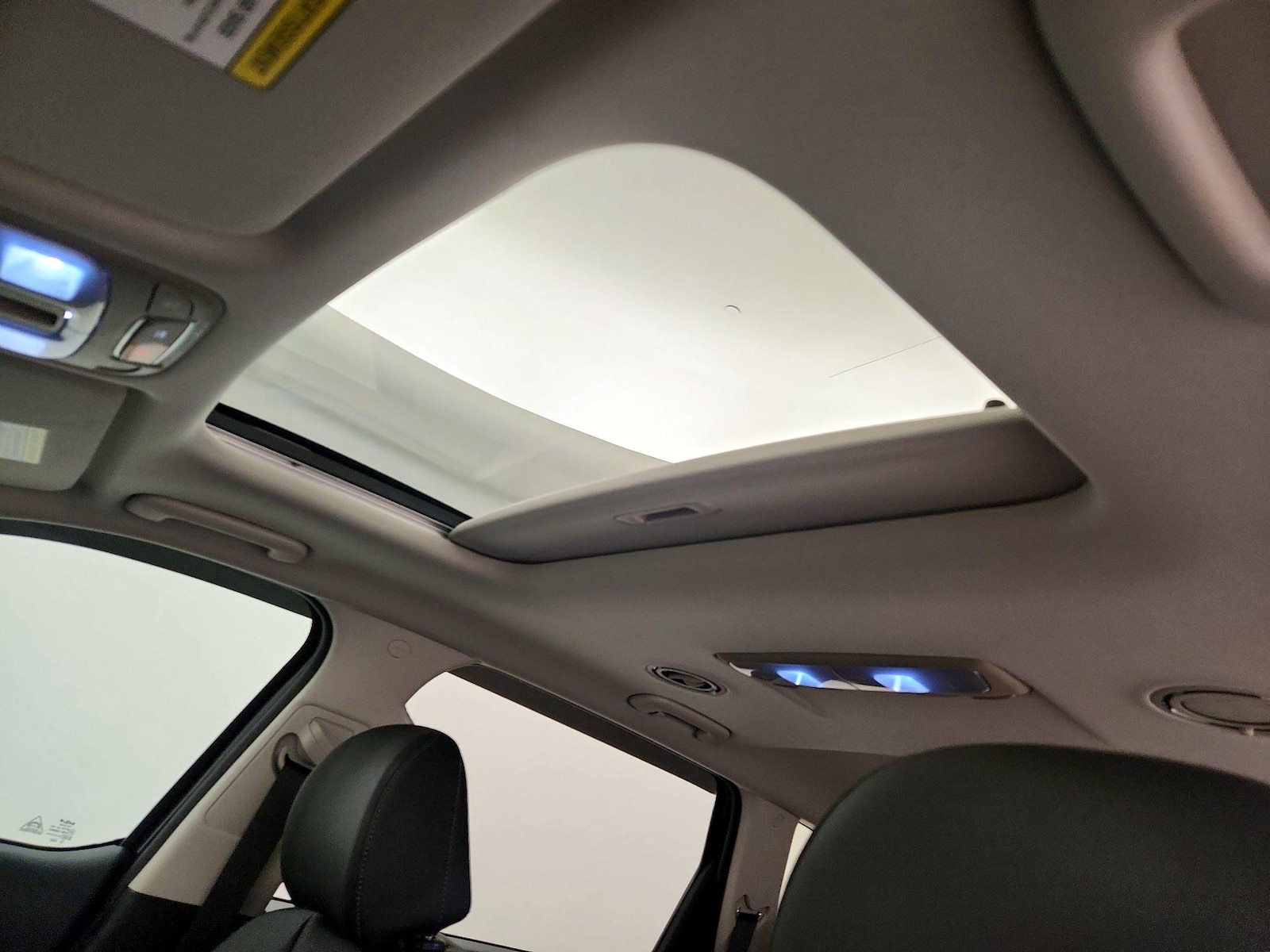 2025 Kia Telluride S - Photo 21
