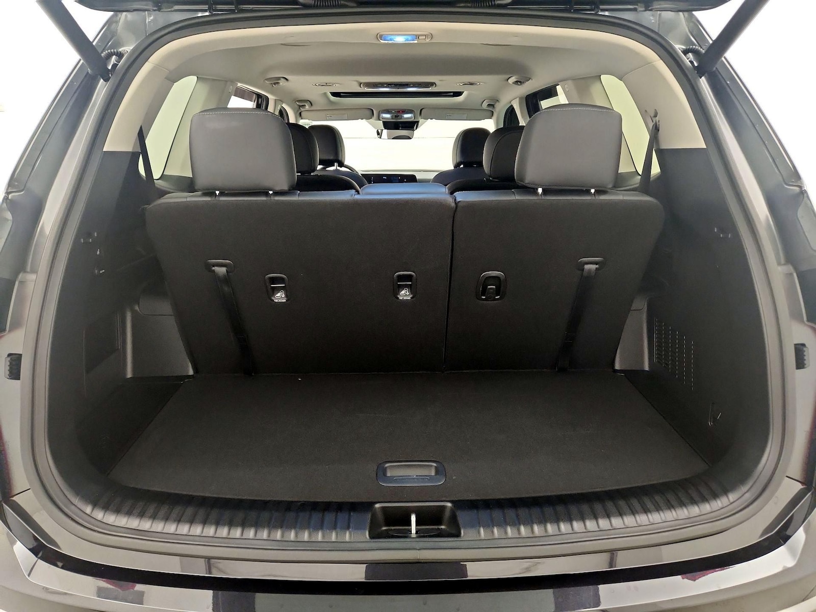2025 Kia Telluride S - Photo 24