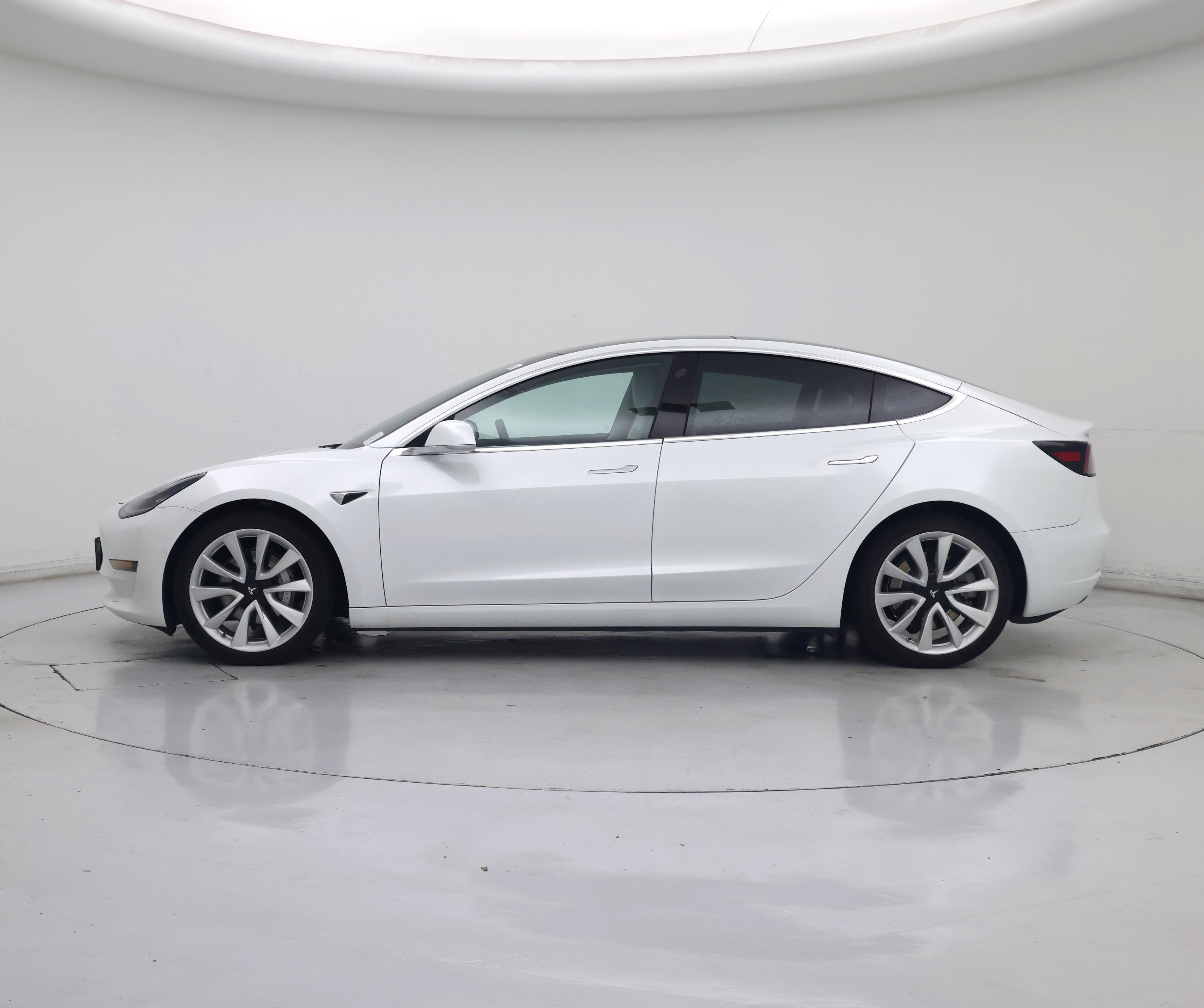 Thumbnail: 2020 Tesla Model 3 - 3