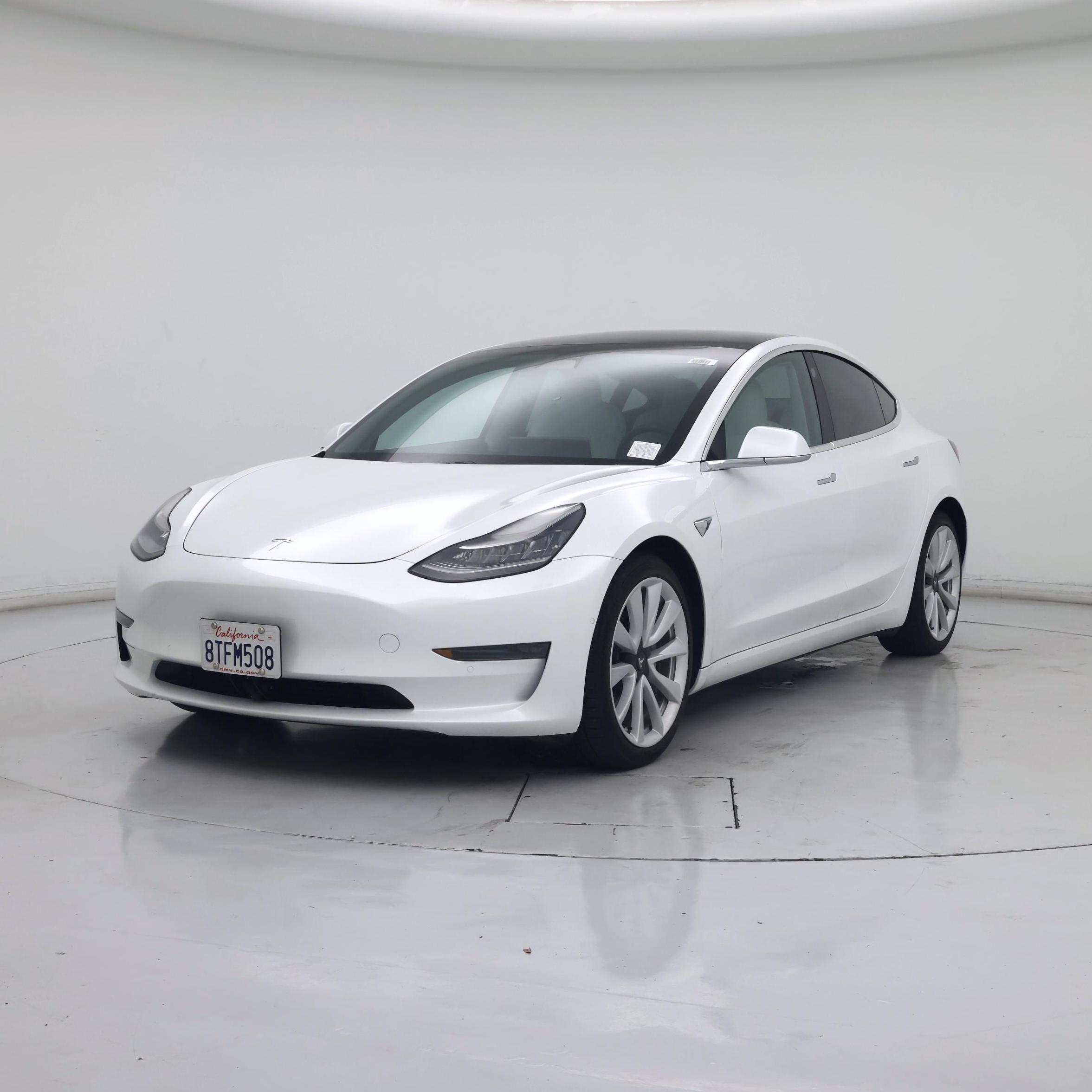 Thumbnail: 2020 Tesla Model 3 - 4