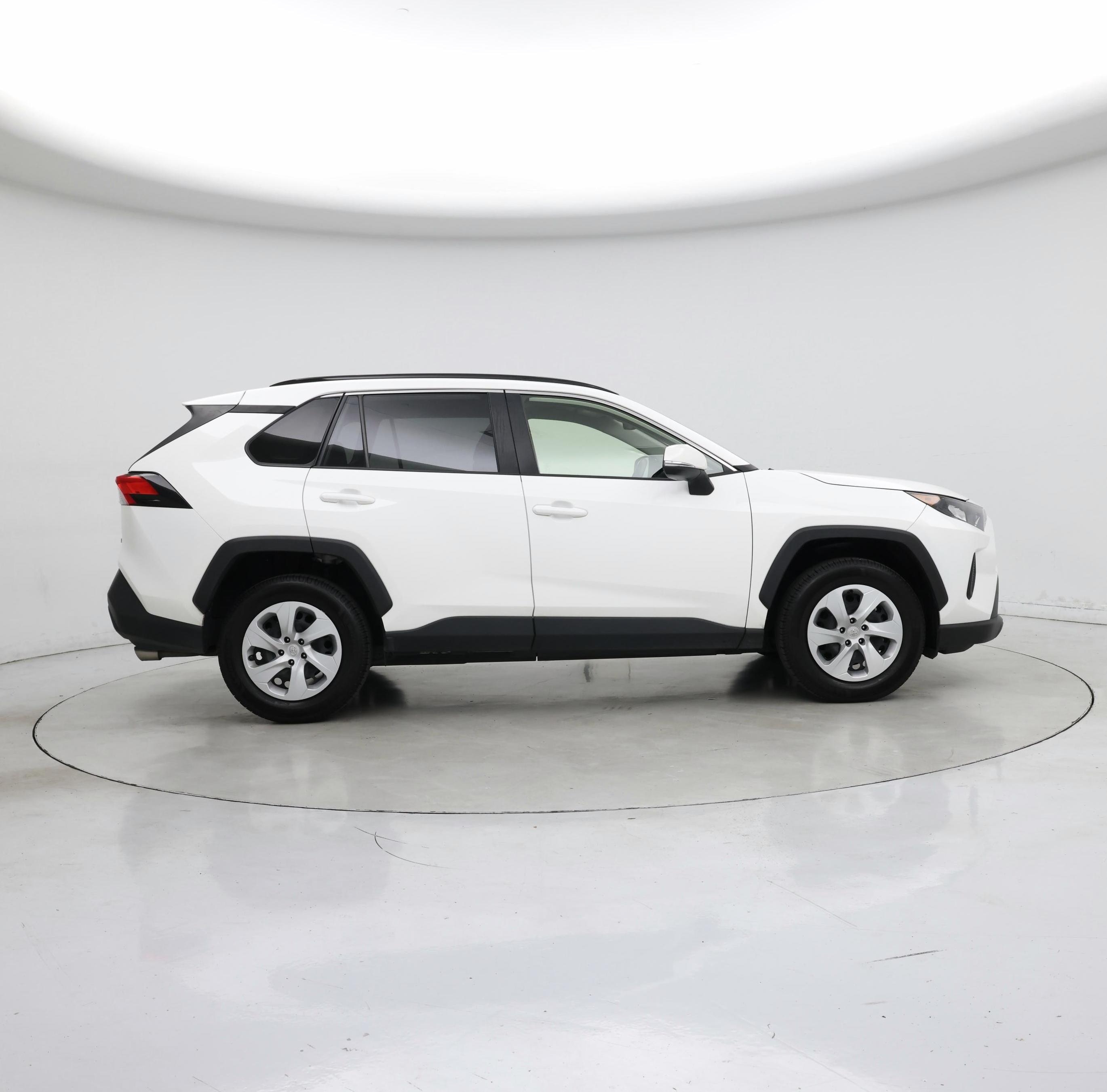 Thumbnail: 2019 Toyota RAV4 - 7