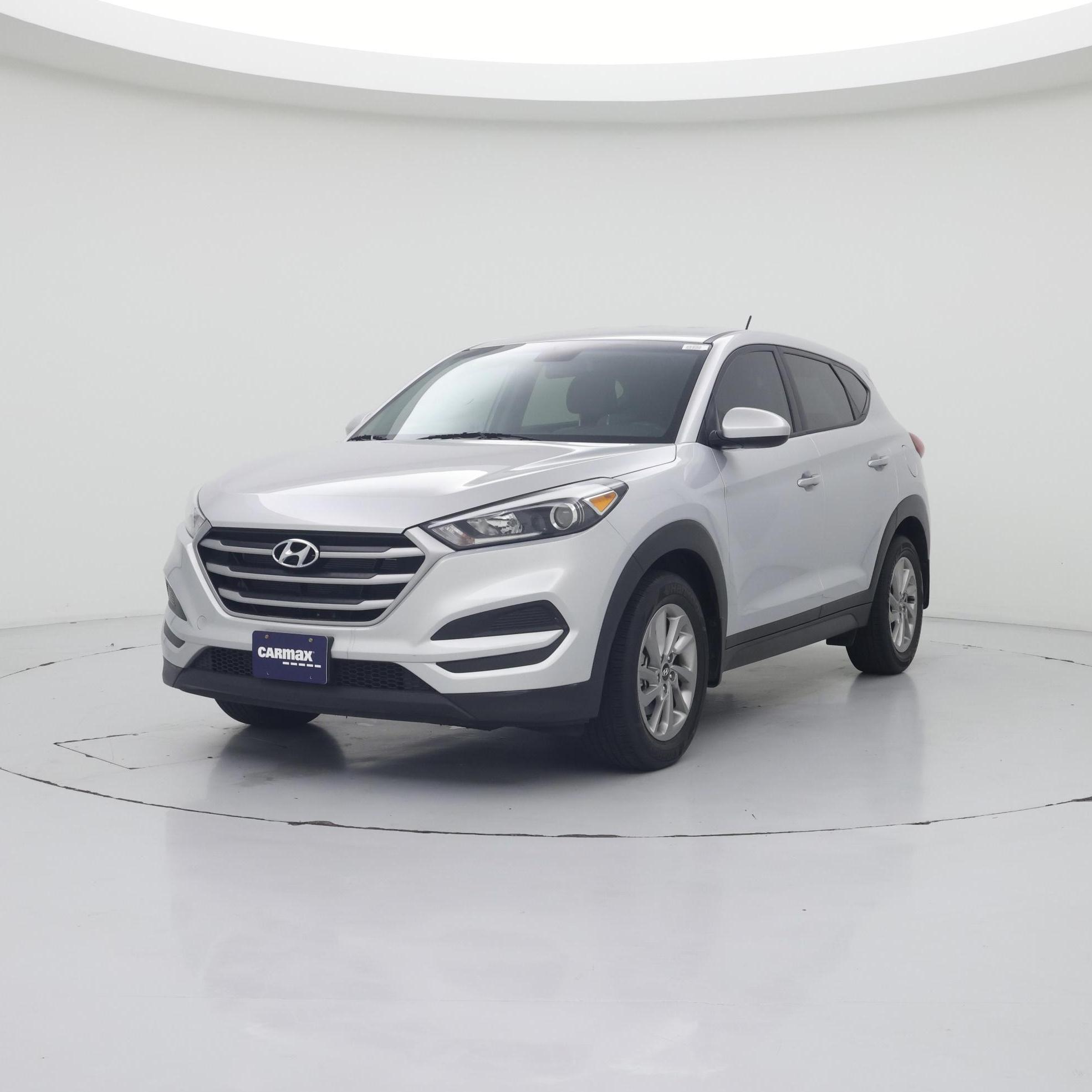 Thumbnail: 2017 Hyundai Tucson - 4