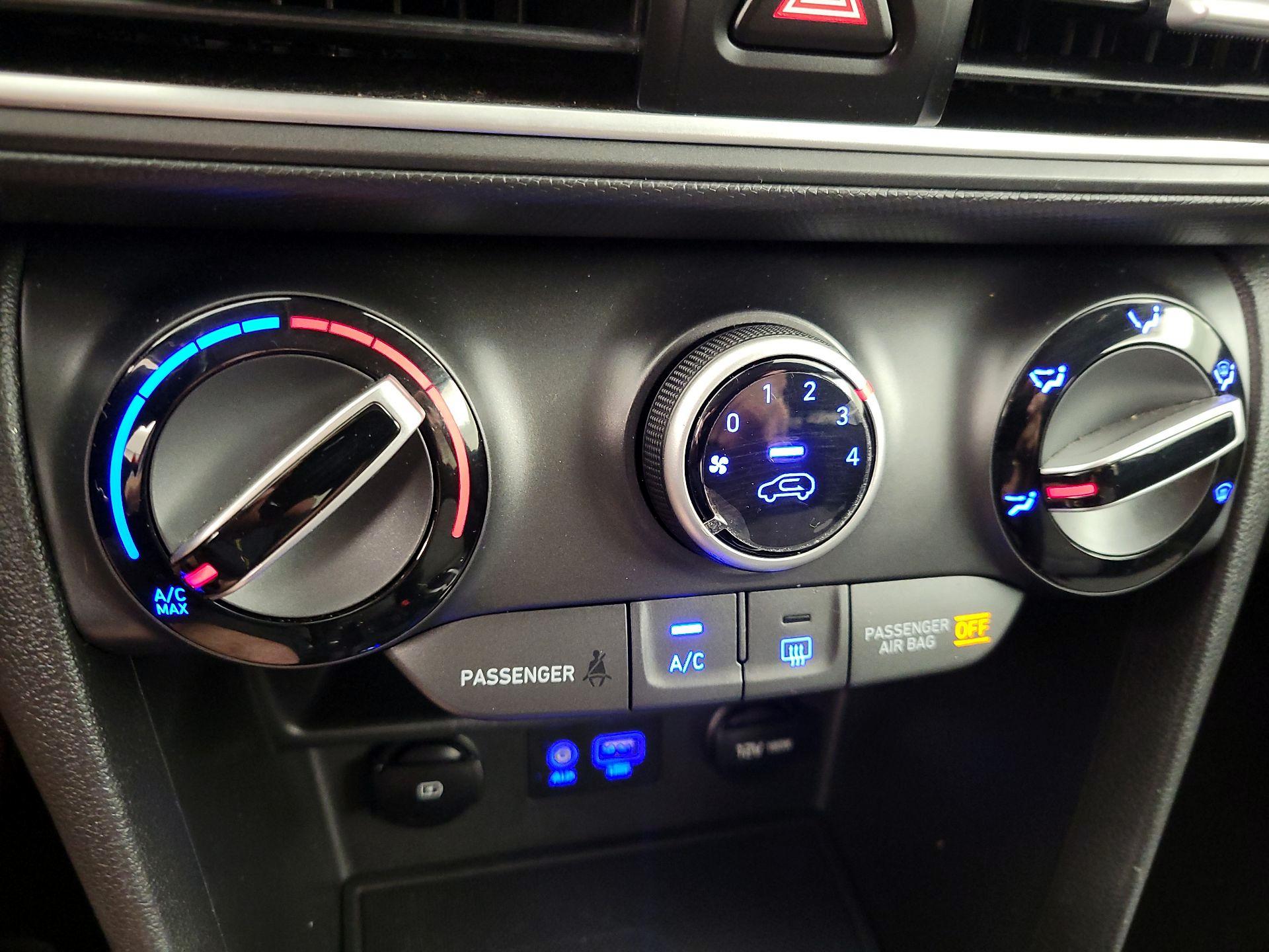 Thumbnail: 2021 Hyundai Kona - 16