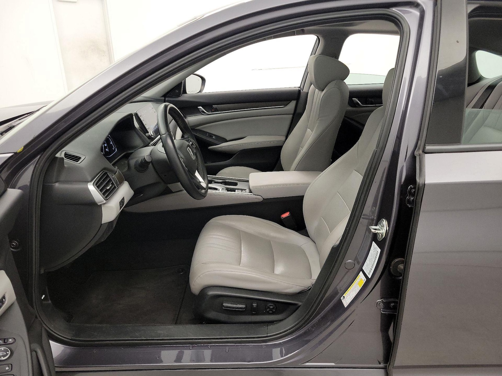 2018 Honda Accord EX-L - Photo 12