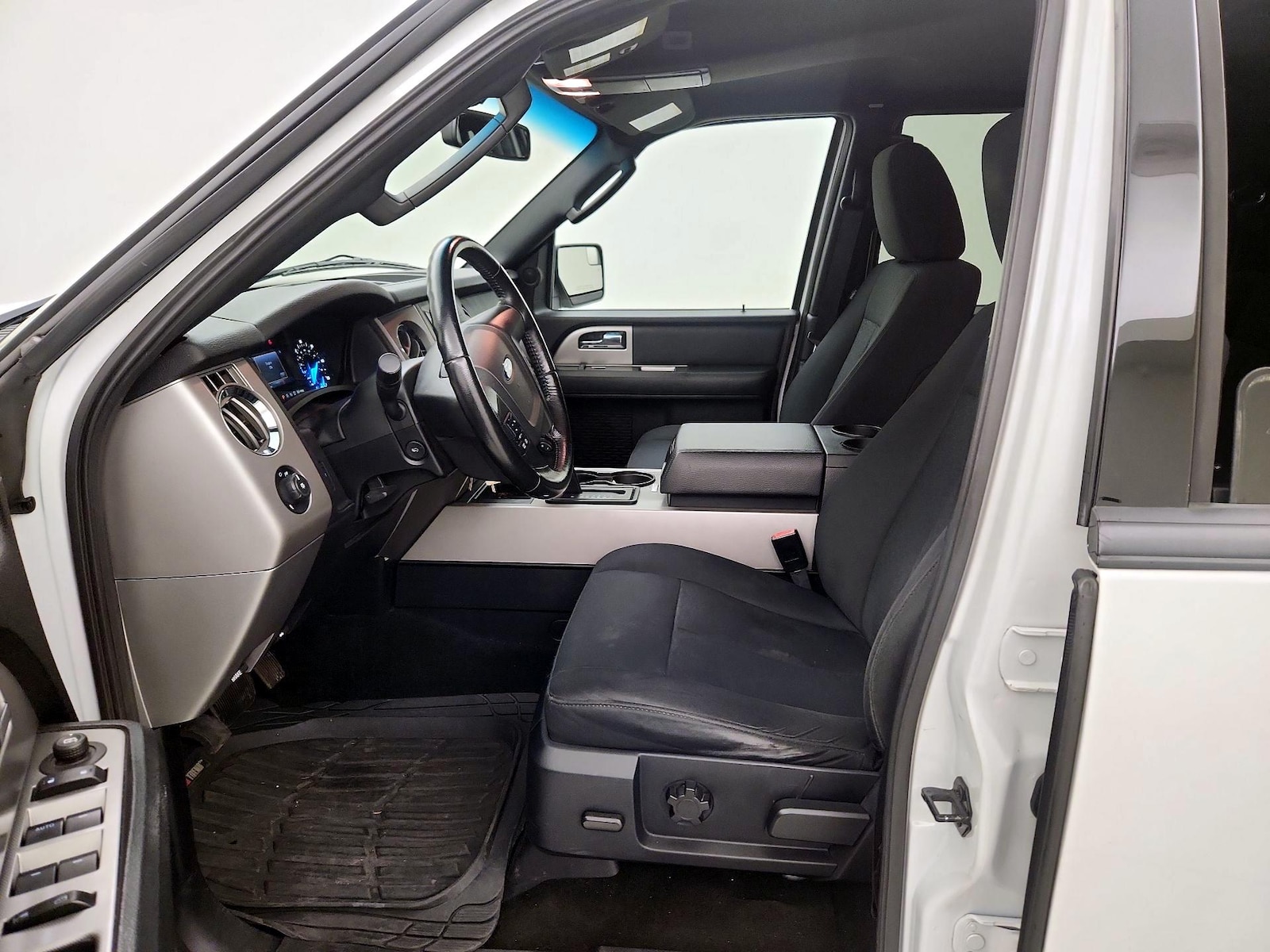 Power Seat(s) & Side Airbags