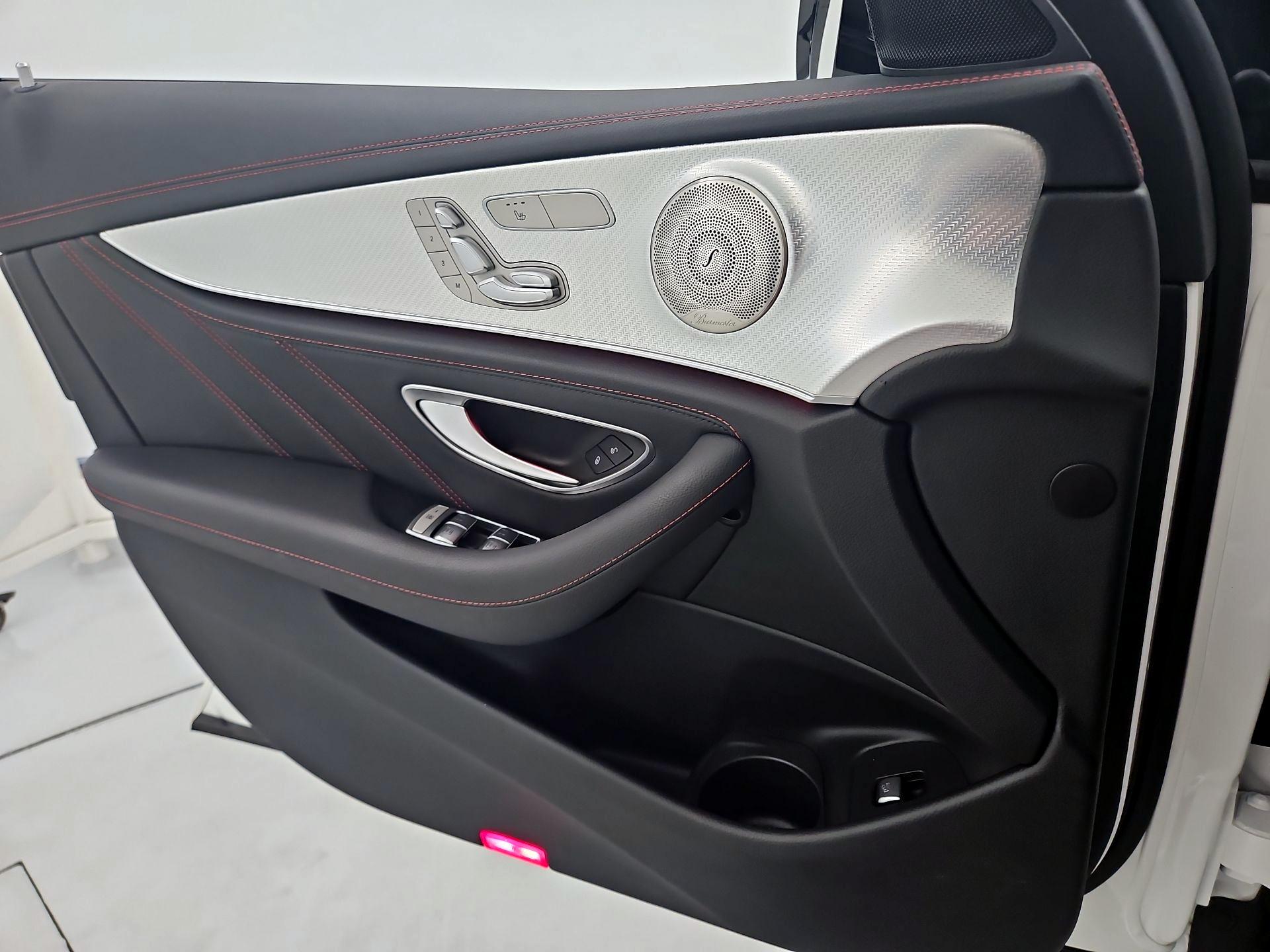 Thumbnail: 2022 Mercedes-Benz E-Class - 12