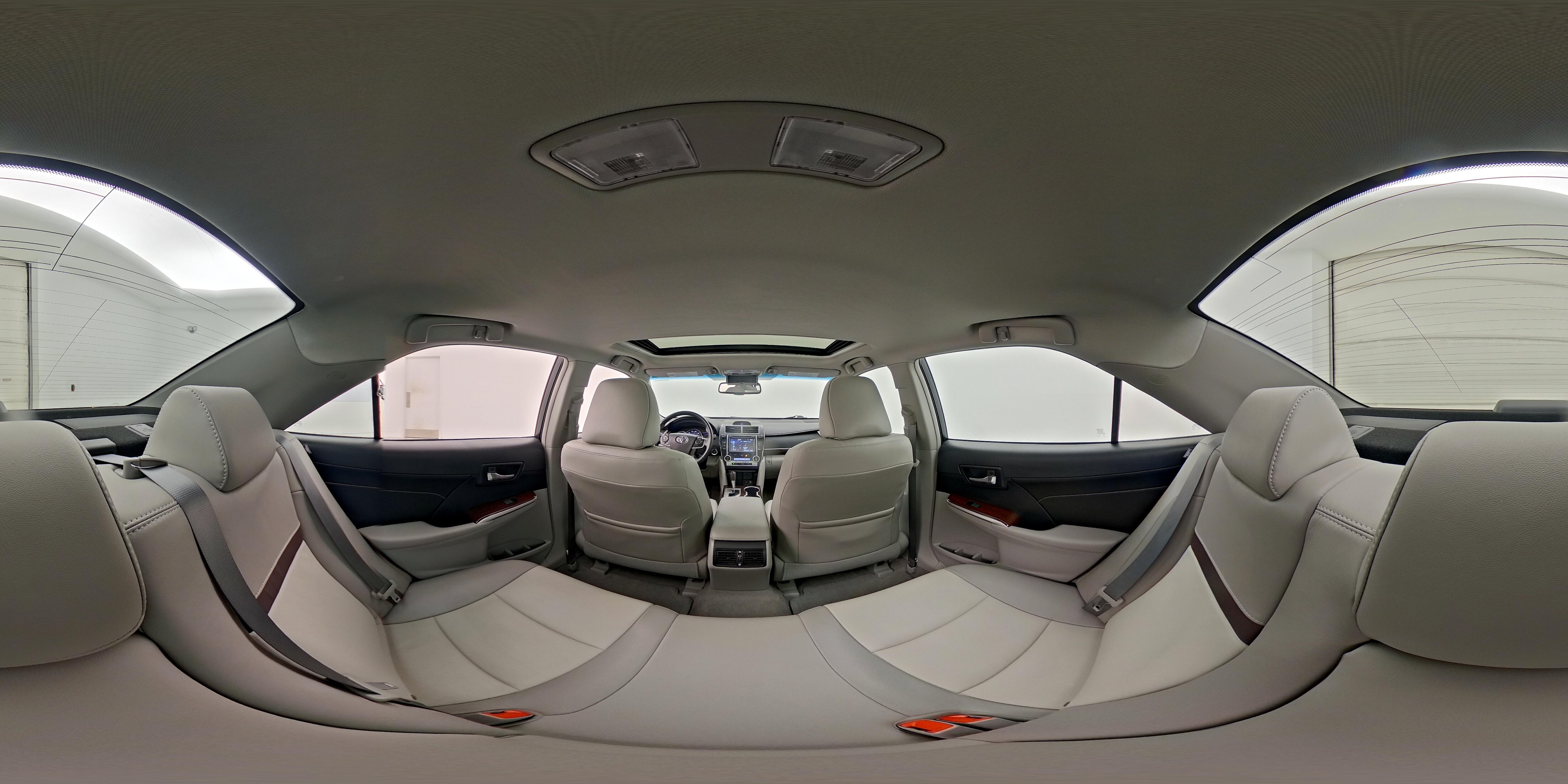 2014 Toyota Camry XLE - Photo 26