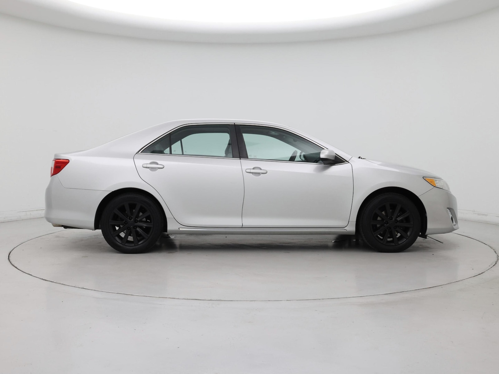 2014 Toyota Camry XLE - Photo 8