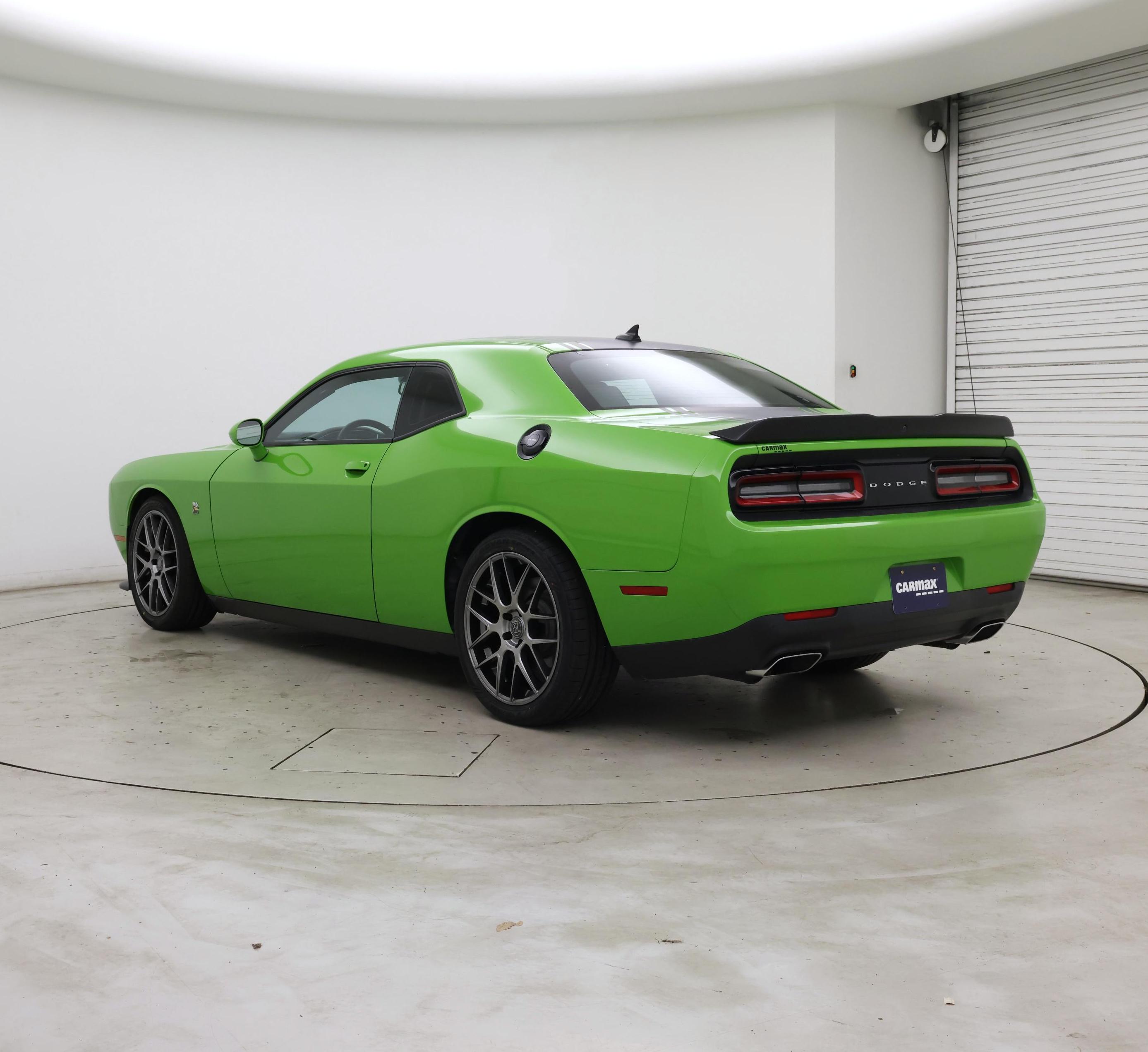 Thumbnail: 2017 Dodge Challenger - 2