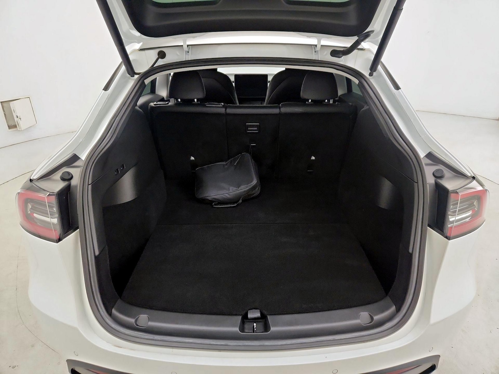 2022 Tesla Model Y Performance - Photo 21