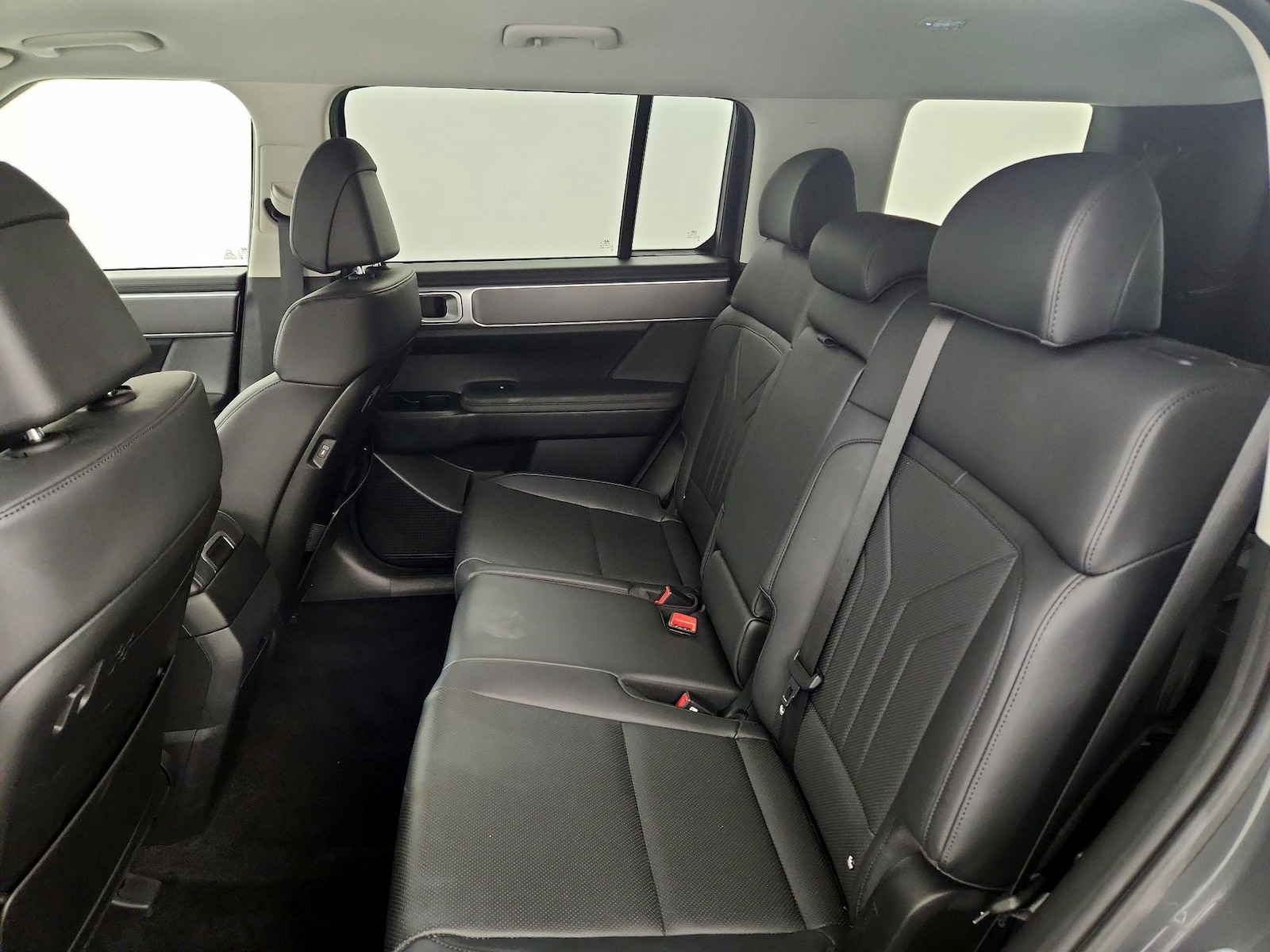 2025 Hyundai Santa Fe SEL - Photo 18