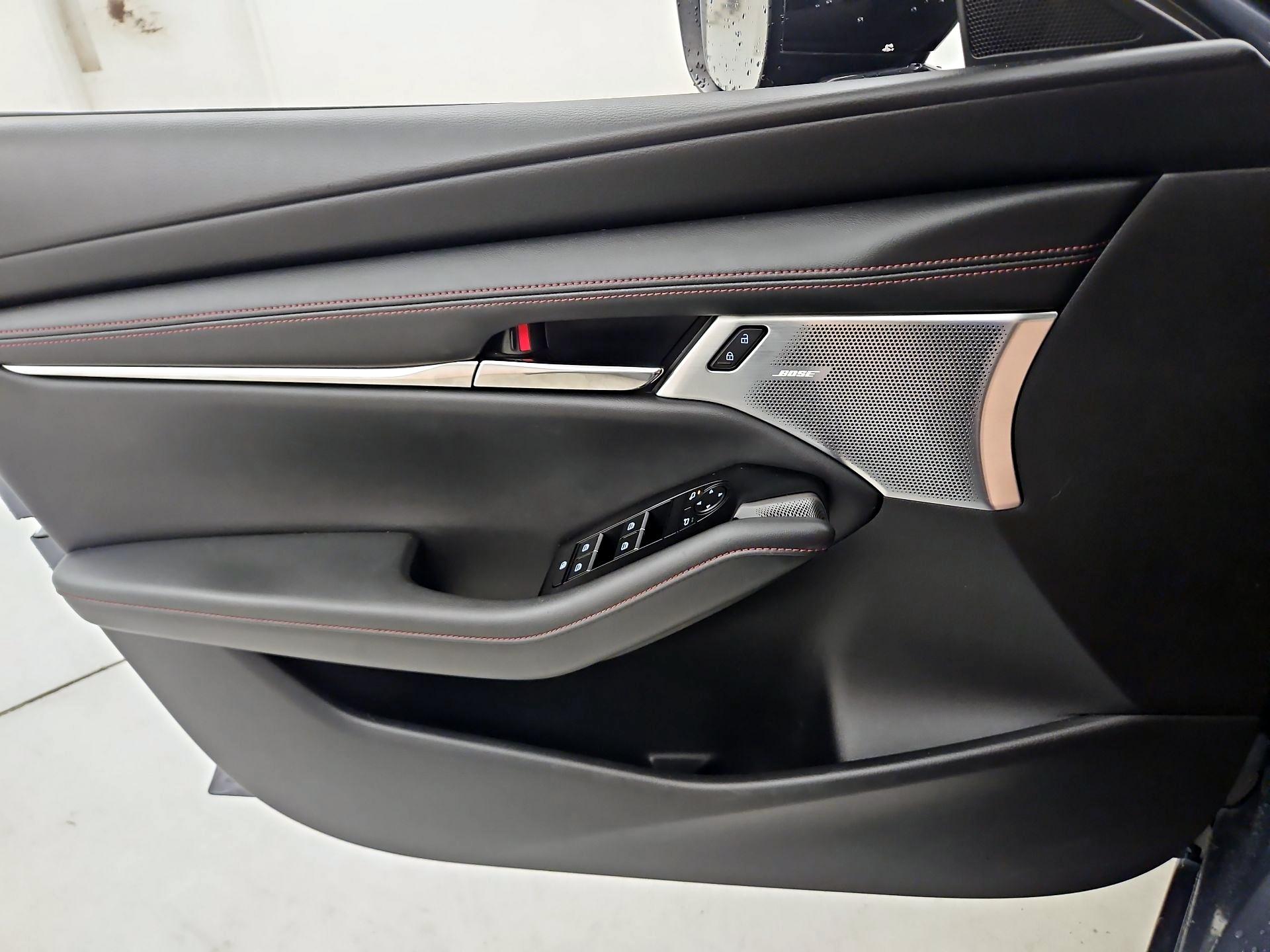 Thumbnail: 2023 Mazda Mazda3 - 12