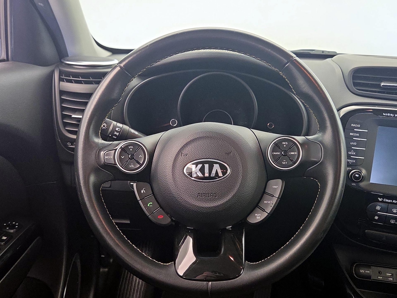 2015 Kia Soul + - Photo 11