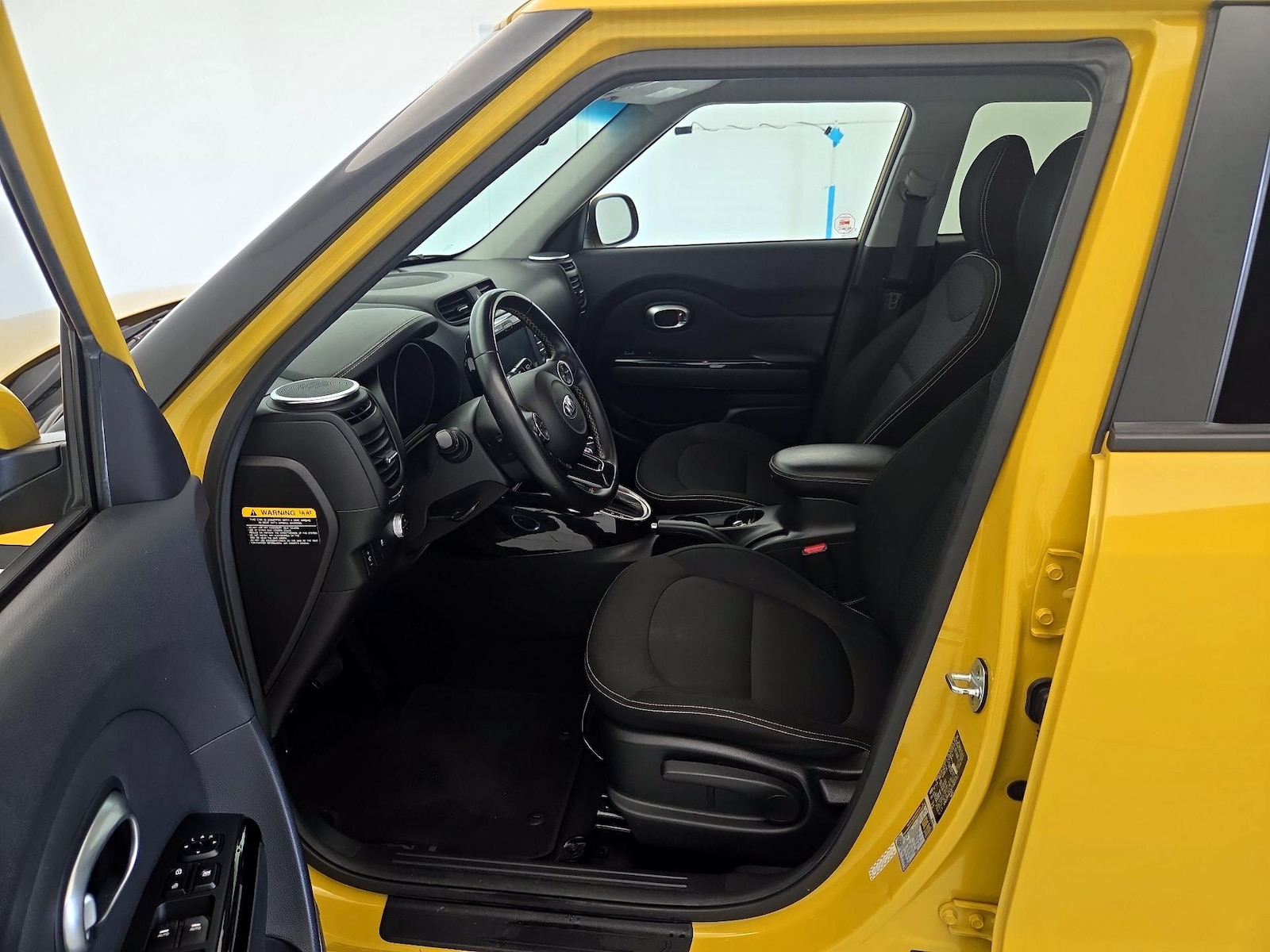 2015 Kia Soul + - Photo 12