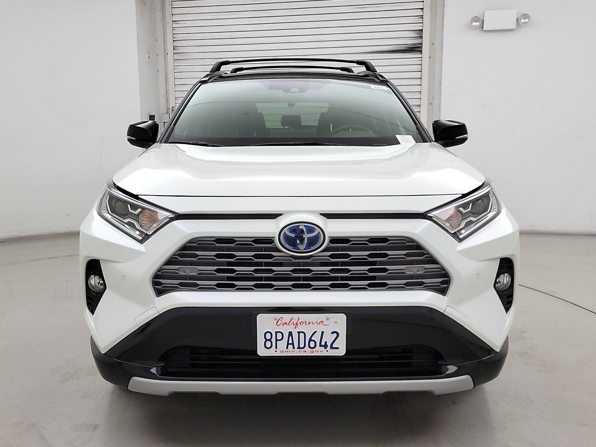 Thumbnail: 2020 Toyota RAV4 - 2
