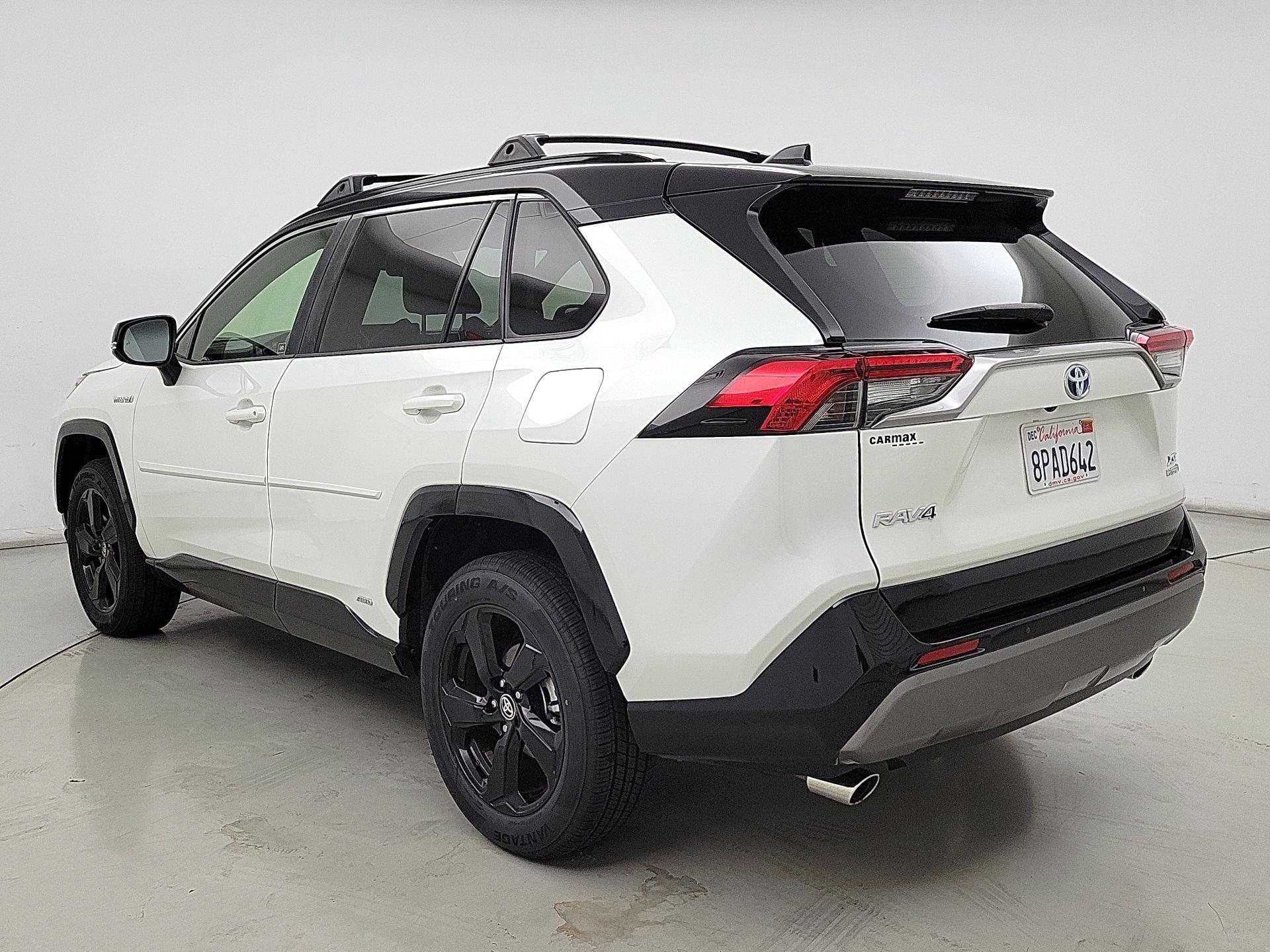 Thumbnail: 2020 Toyota RAV4 - 7
