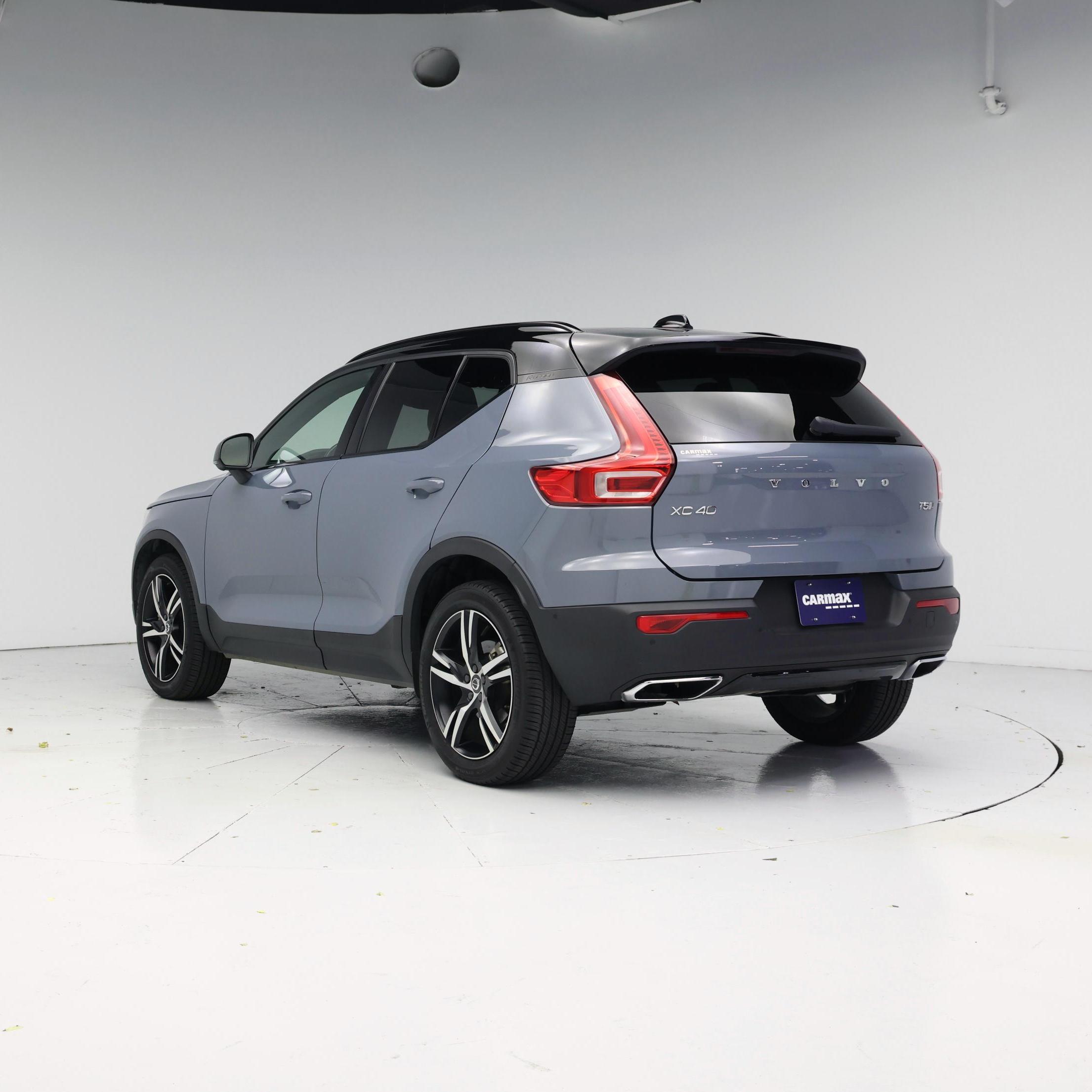 Thumbnail: 2020 Volvo XC40 - 2