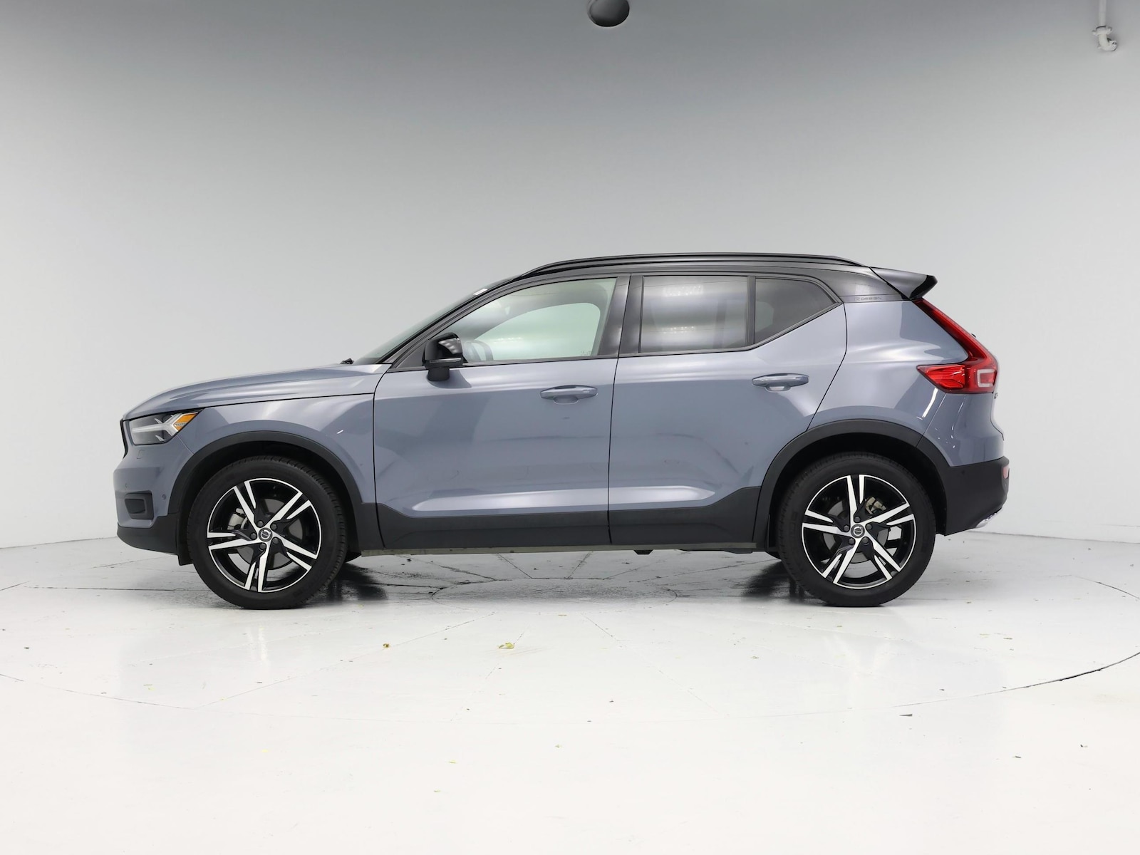 2020 Volvo XC40 R-Design - Photo 4