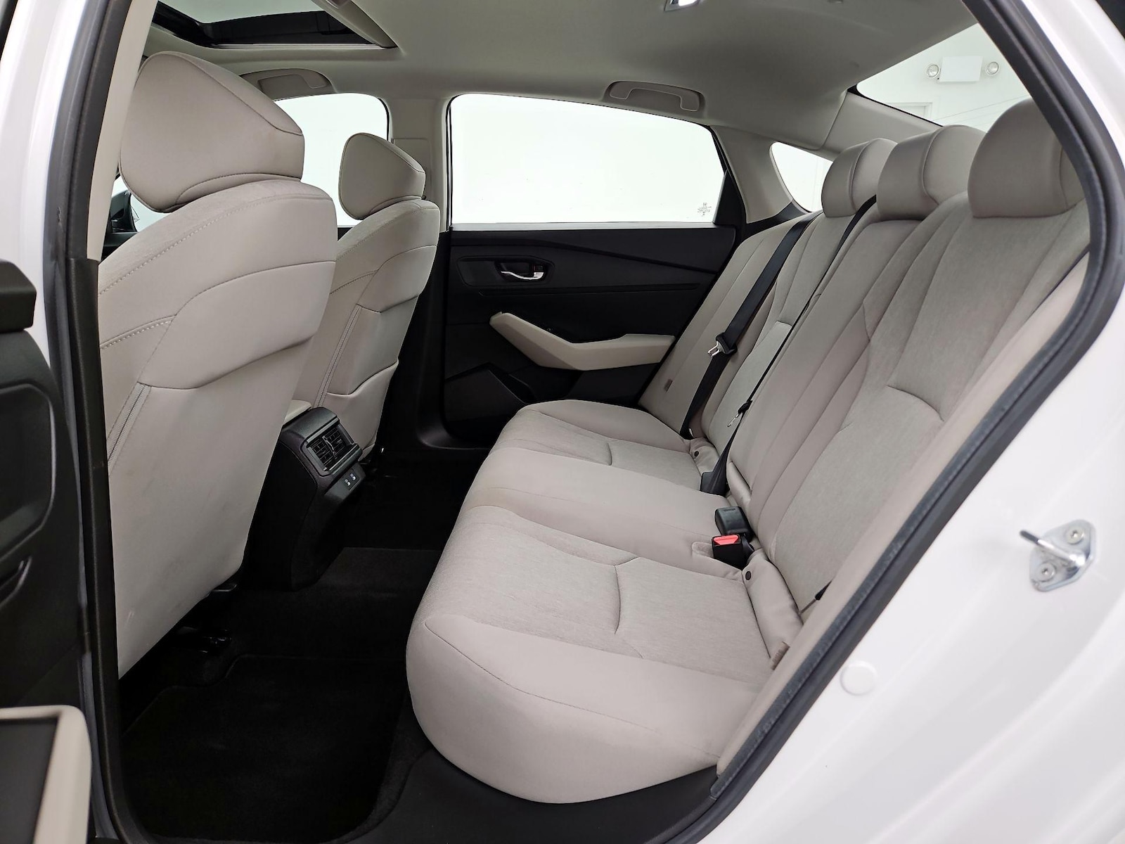 2025 Honda Accord SE - Photo 20