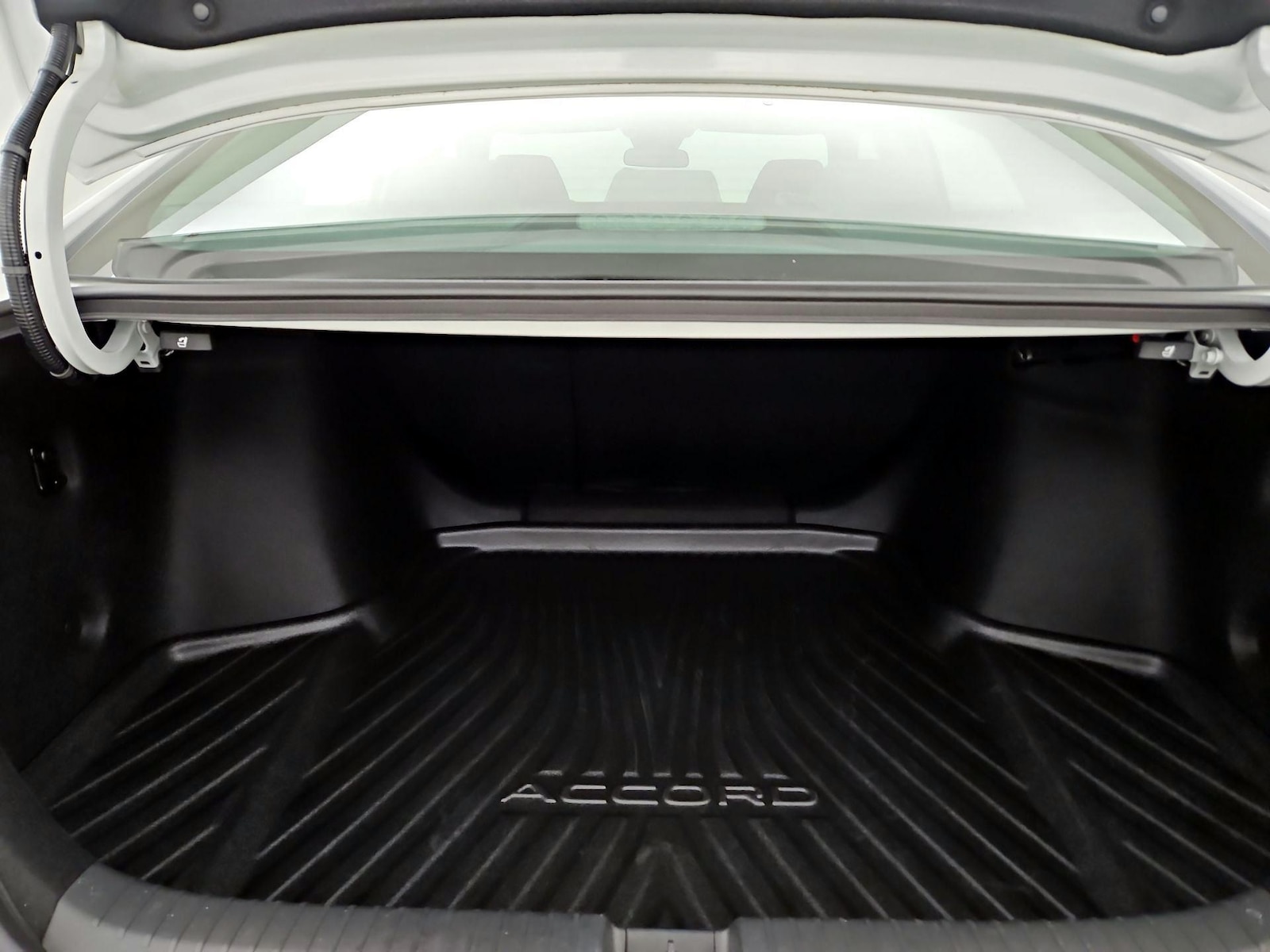 2025 Honda Accord SE - Photo 21