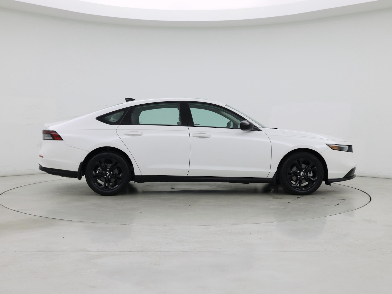 2025 Honda Accord SE - Photo 8