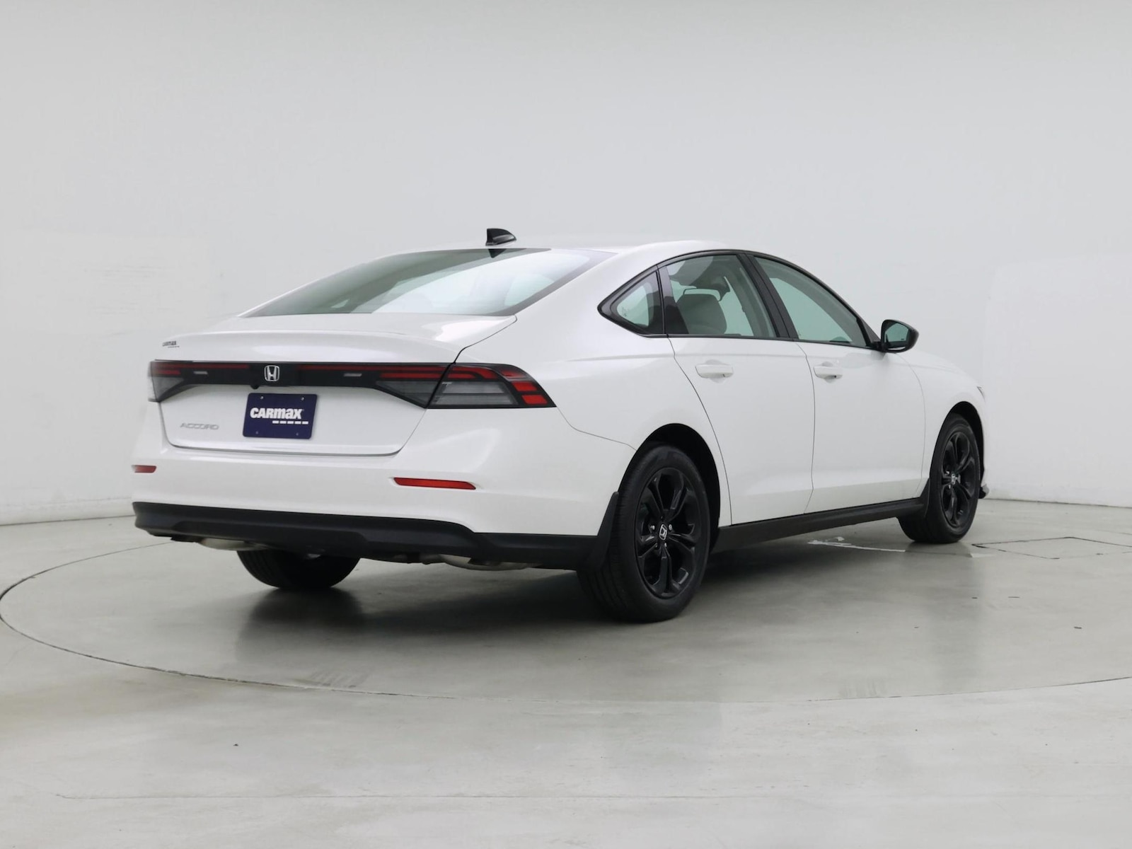 2025 Honda Accord SE - Photo 9