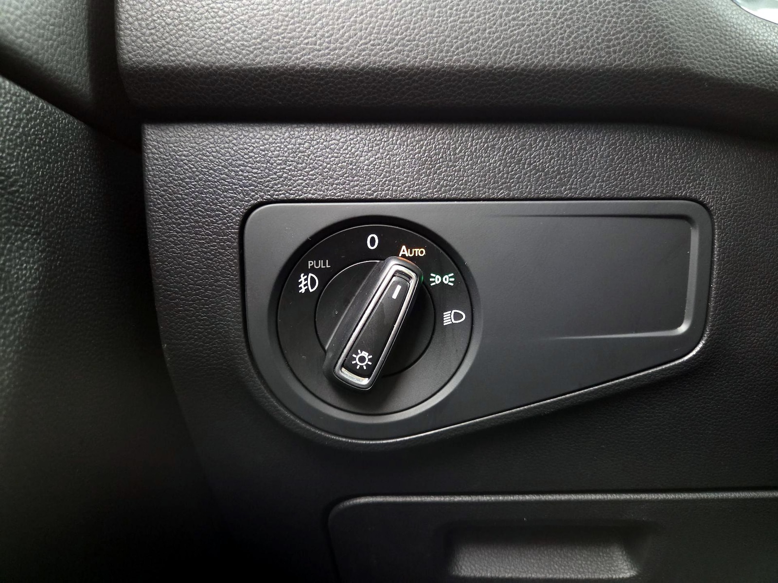 2019 Volkswagen Tiguan SEL - Photo 14