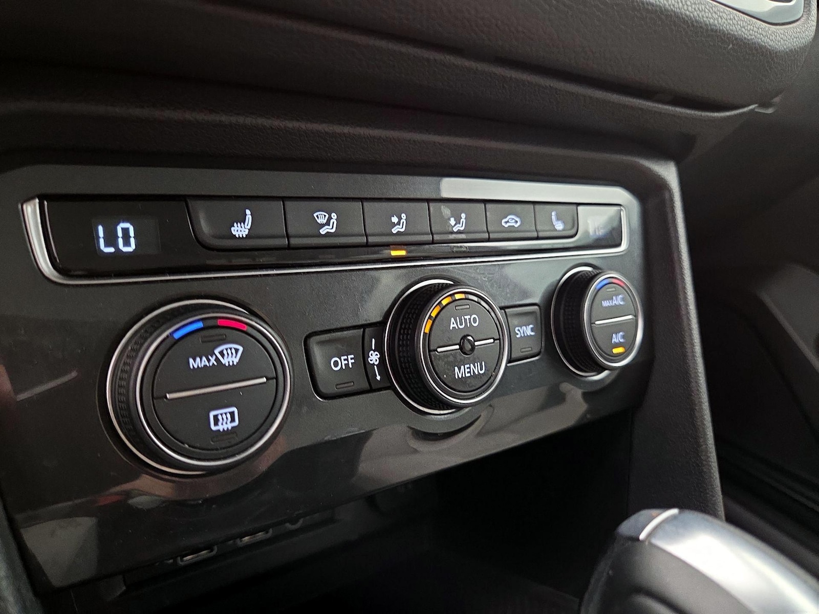 2019 Volkswagen Tiguan SEL - Photo 17