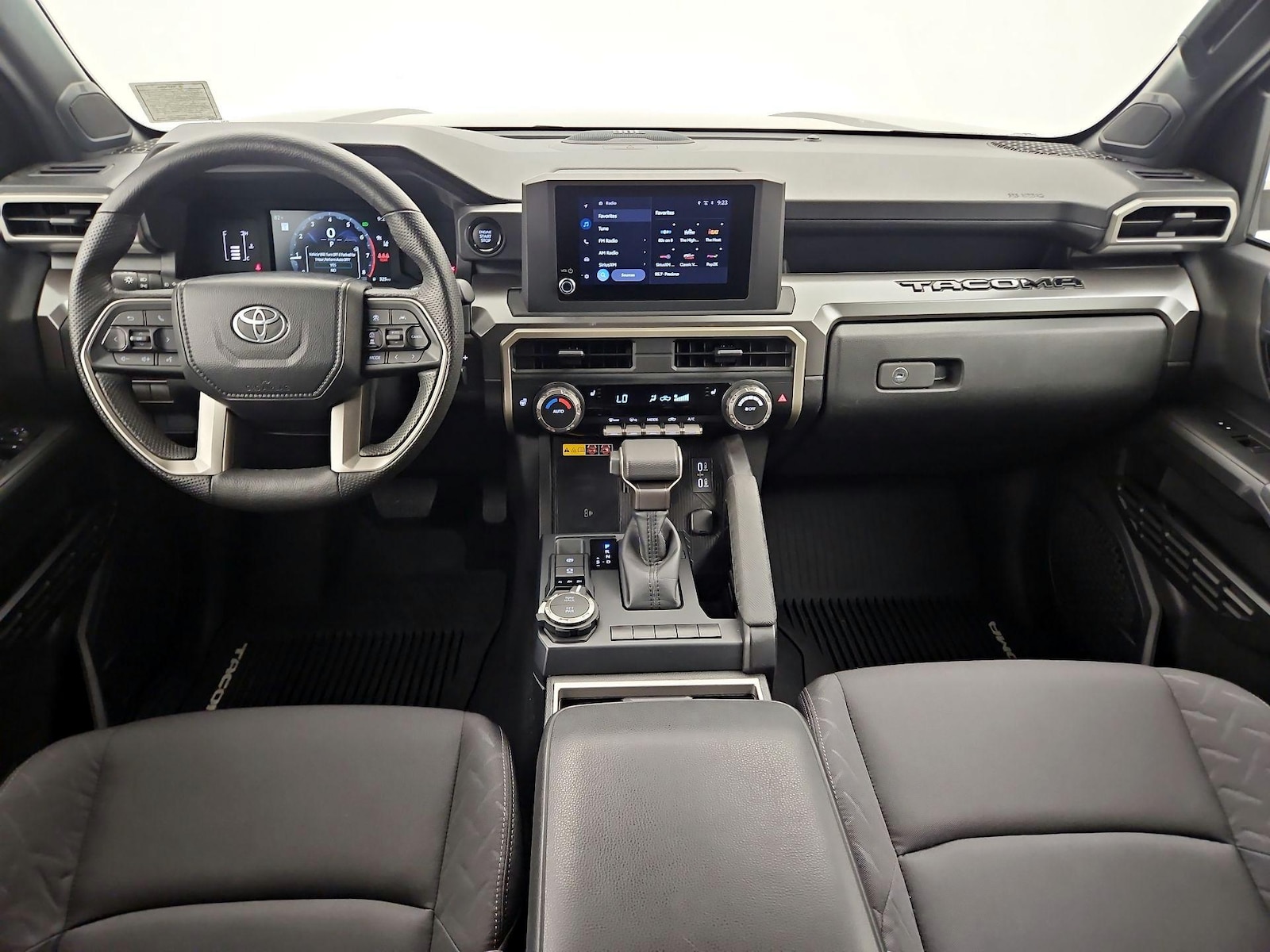 2024 Toyota Tacoma SR5 - Photo 10