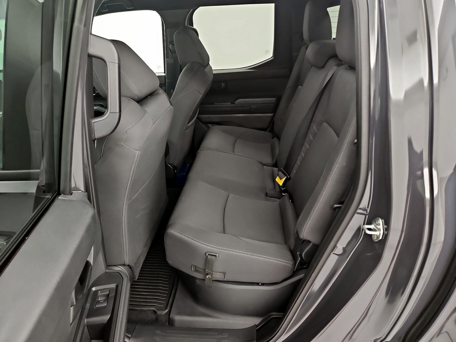 2024 Toyota Tacoma SR5 - Photo 20