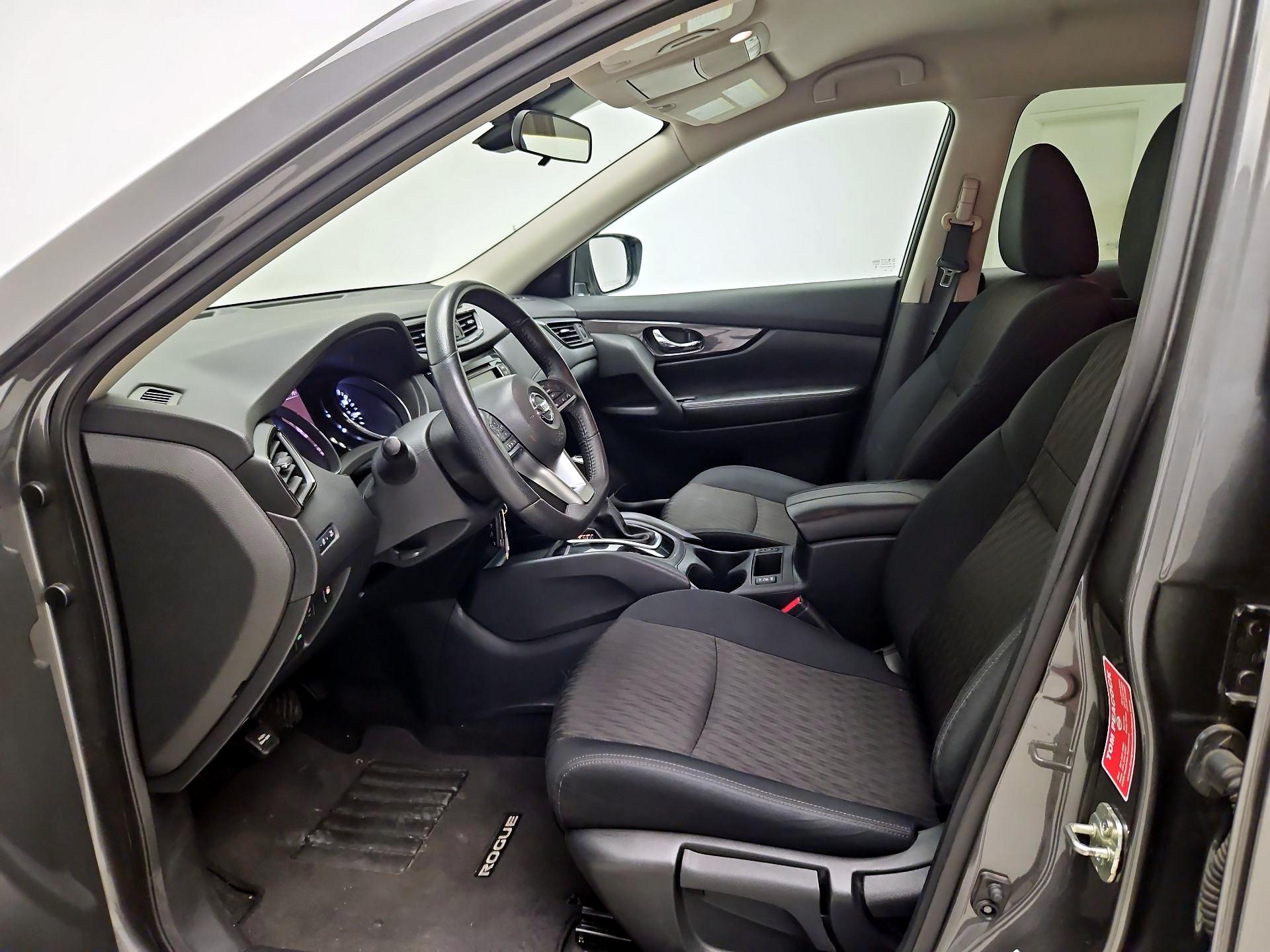 Thumbnail: 2019 Nissan Rogue - 11
