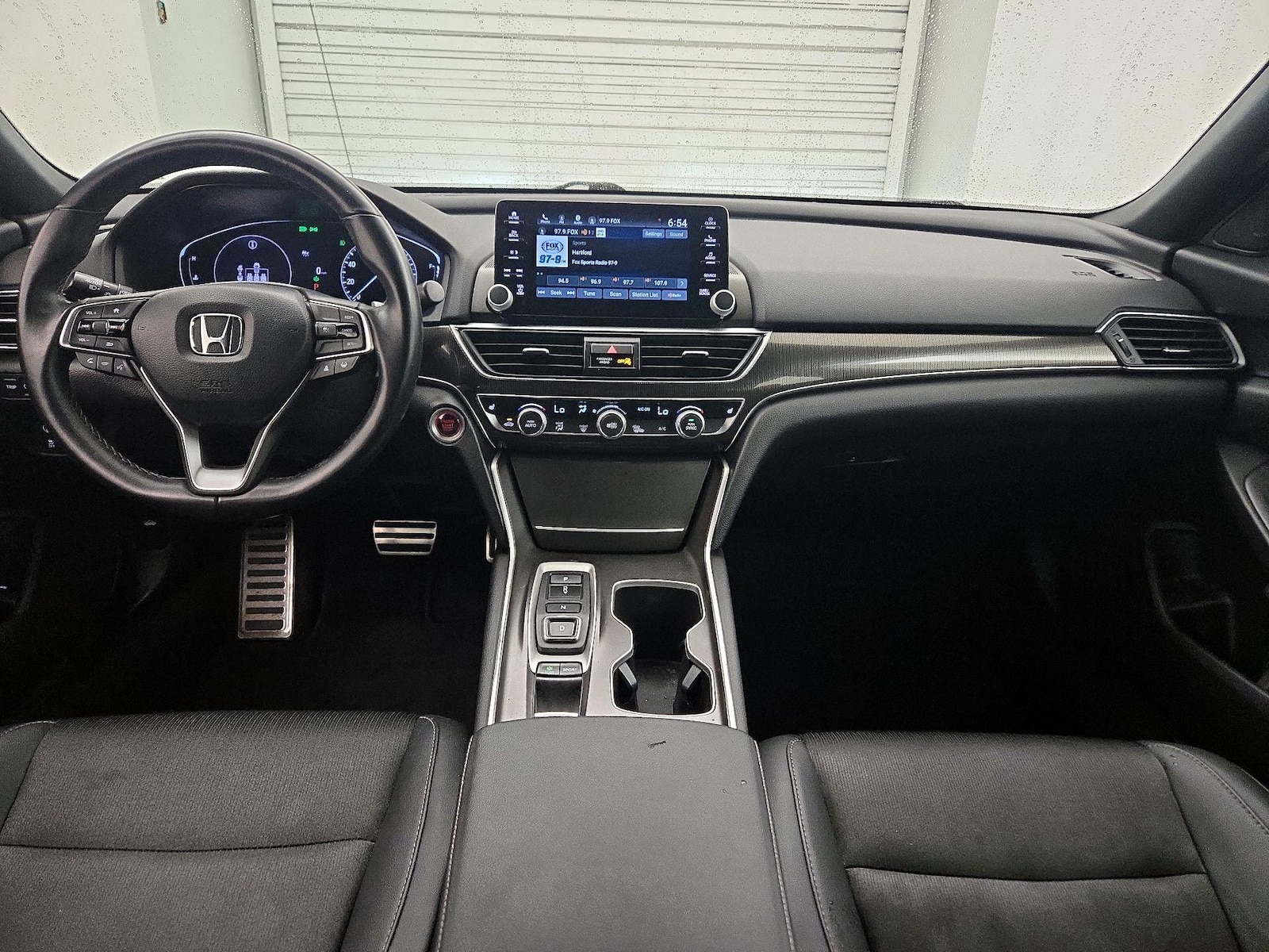 Apple CarPlay® & Android Auto™