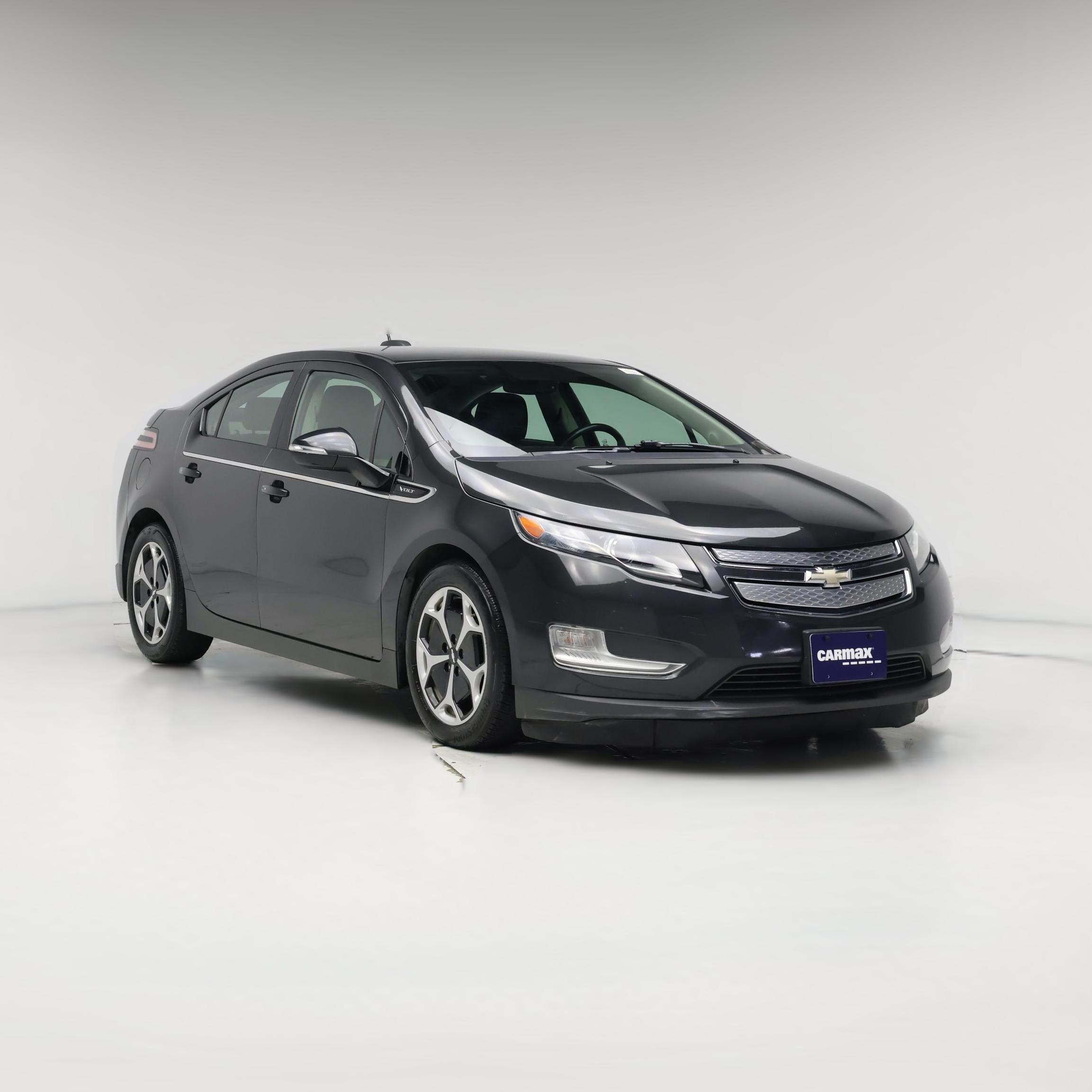 Thumbnail: 2015 Chevrolet Volt - 1